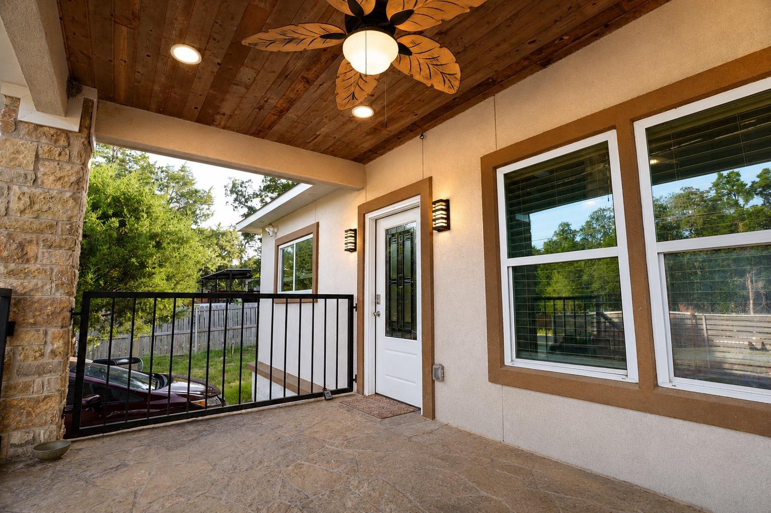 130 Los Arcos Rd Property Photo 5