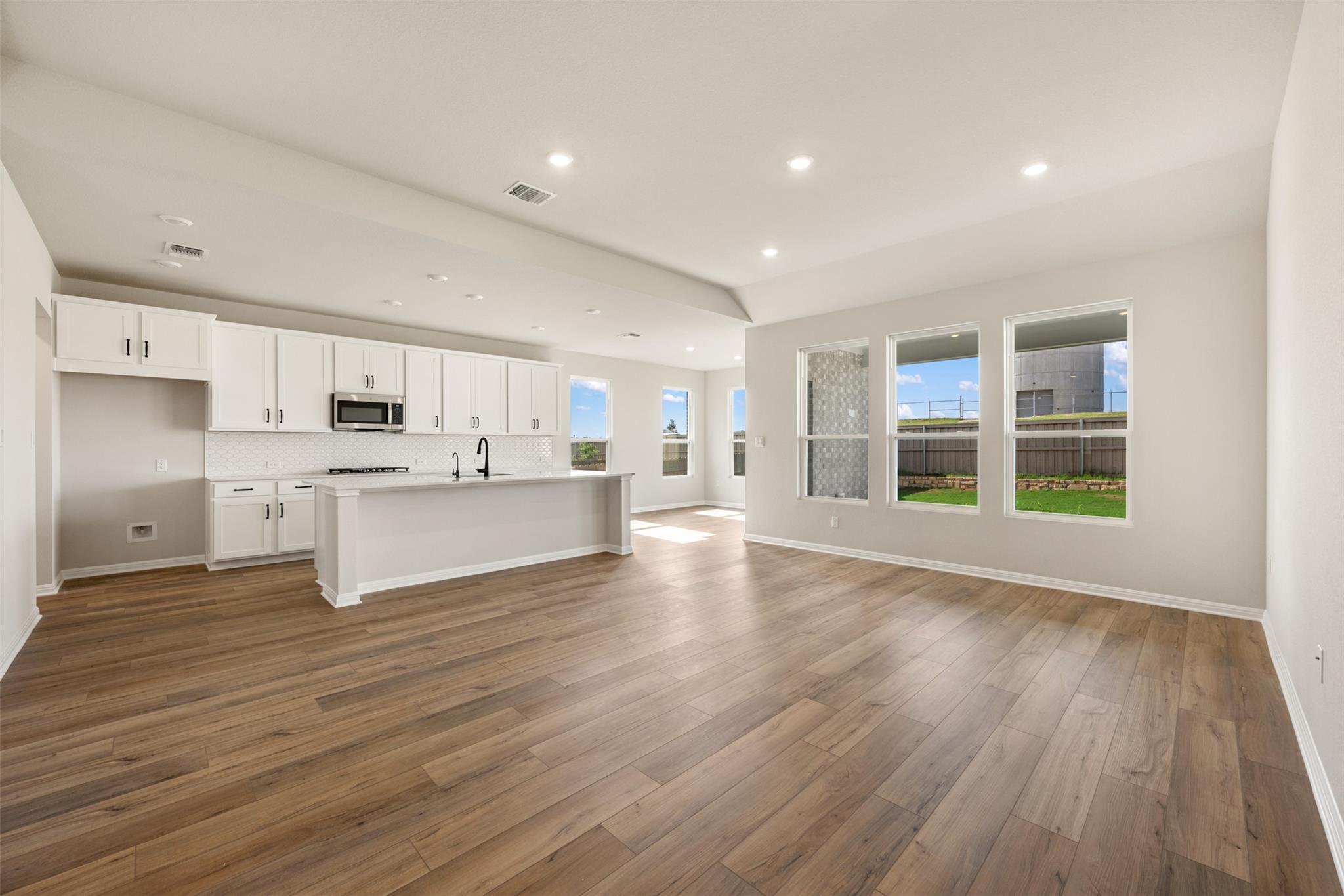 156 Coleto Trl Property Photo 10