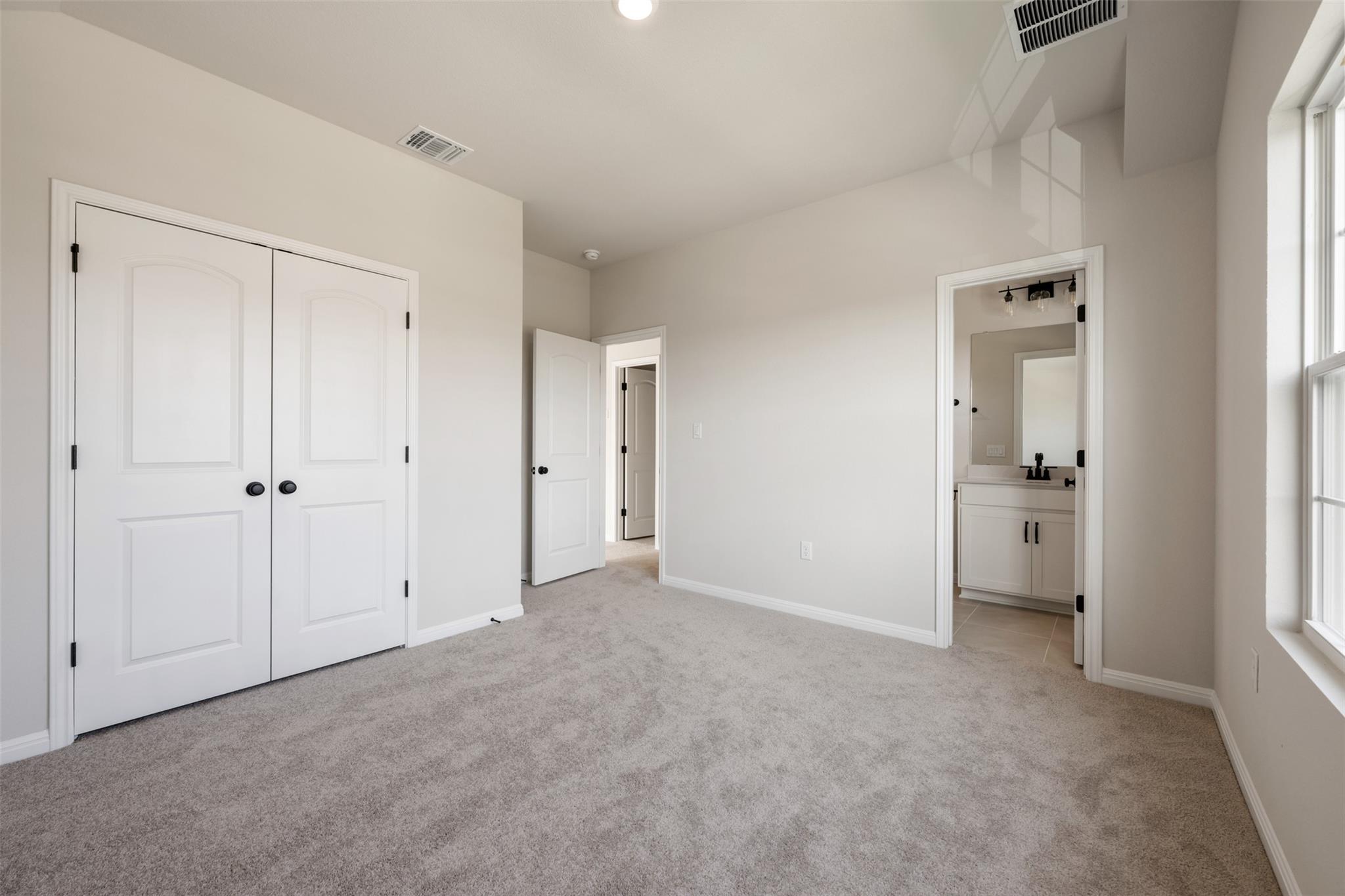 156 Coleto Trl Property Photo 35