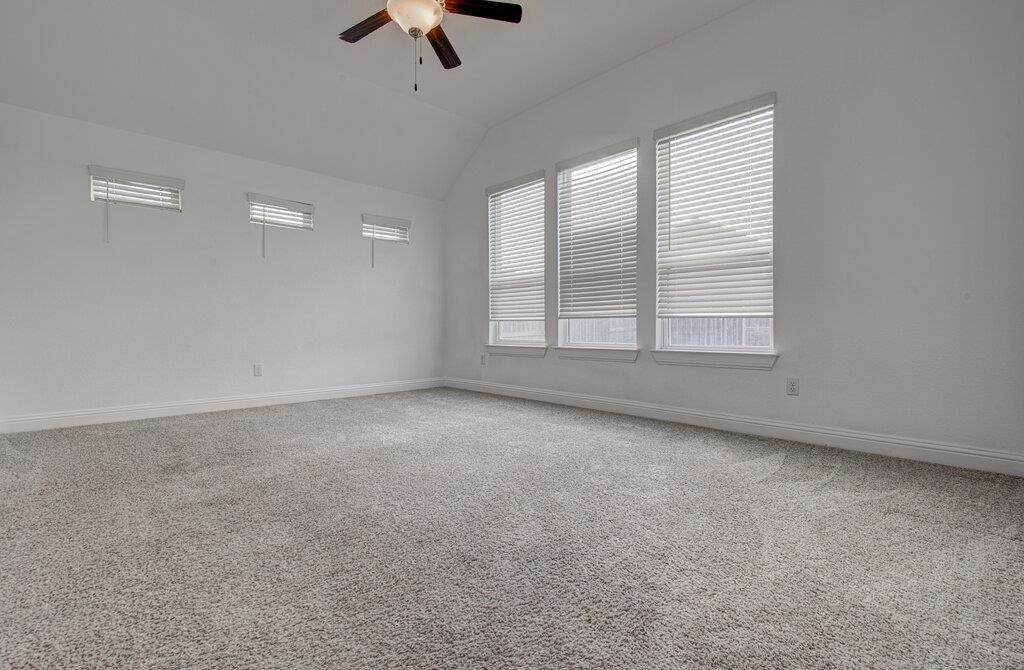 20908 Akbash Ln Property Photo 11