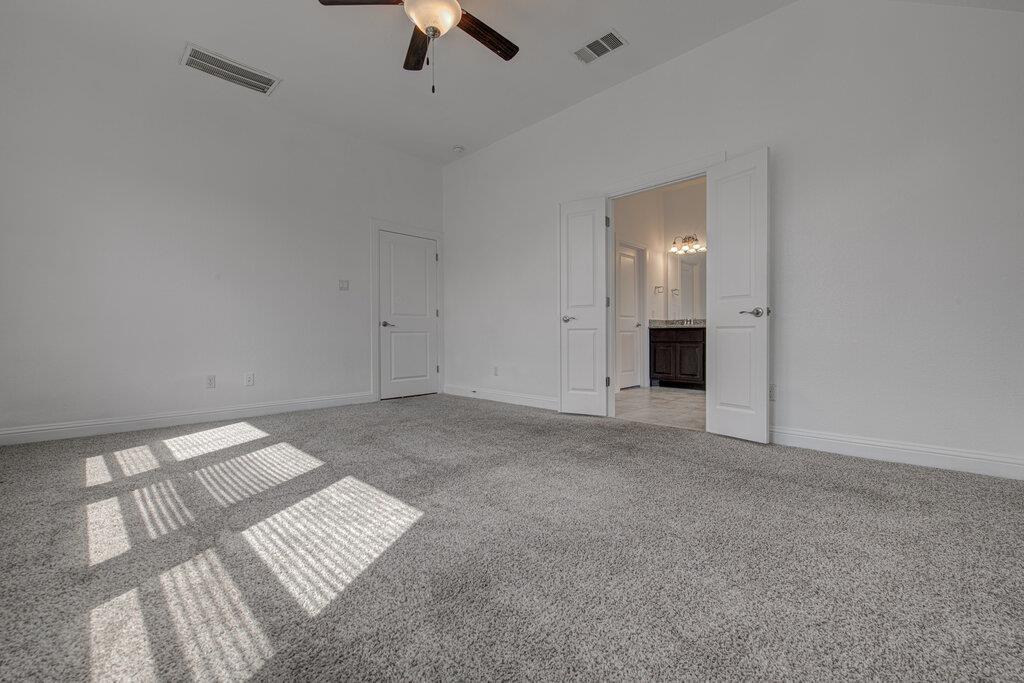 20908 Akbash Ln Property Photo 12