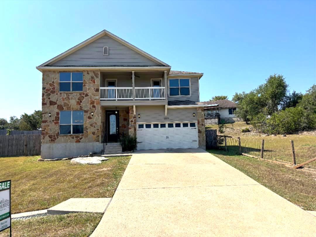 7048022 Property Photo 4