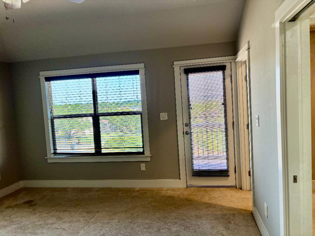 7048022 Property Photo 14