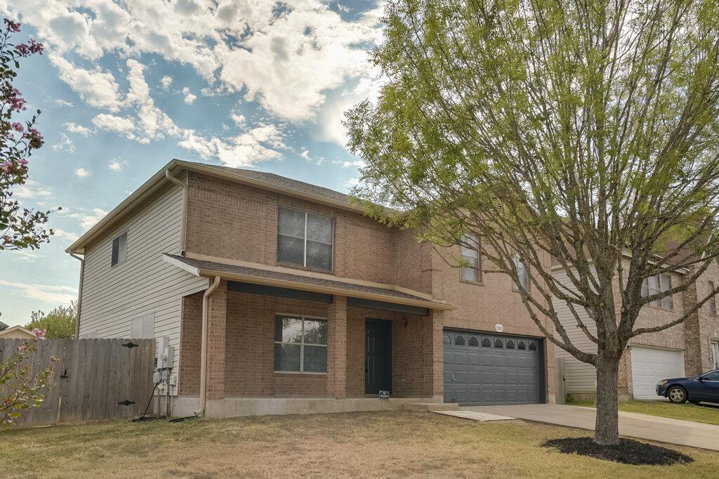 12920 Latchwood Ln Property Photo 2