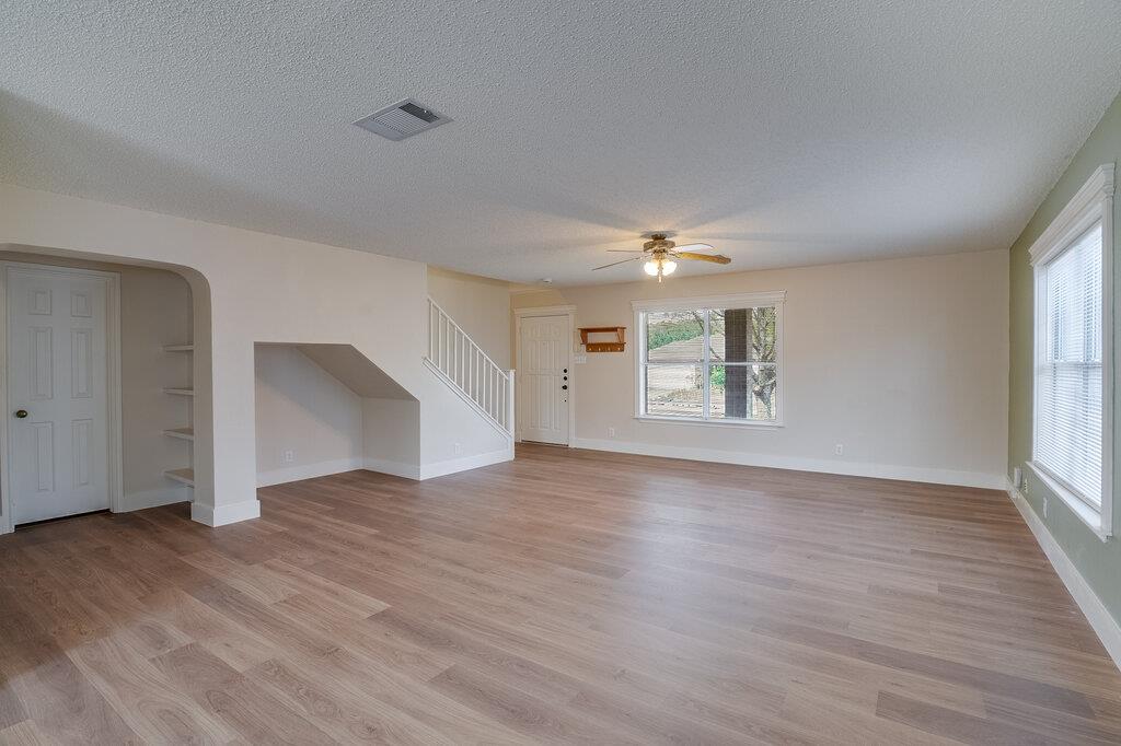 12920 Latchwood Ln Property Photo 7