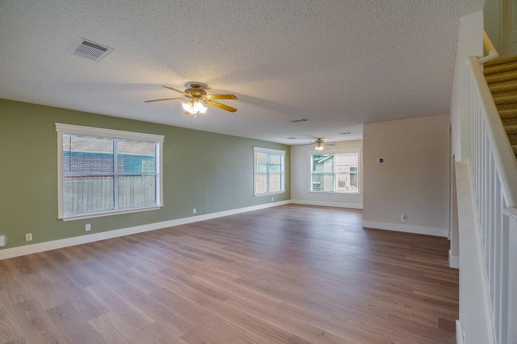 12920 Latchwood Ln Property Photo 8