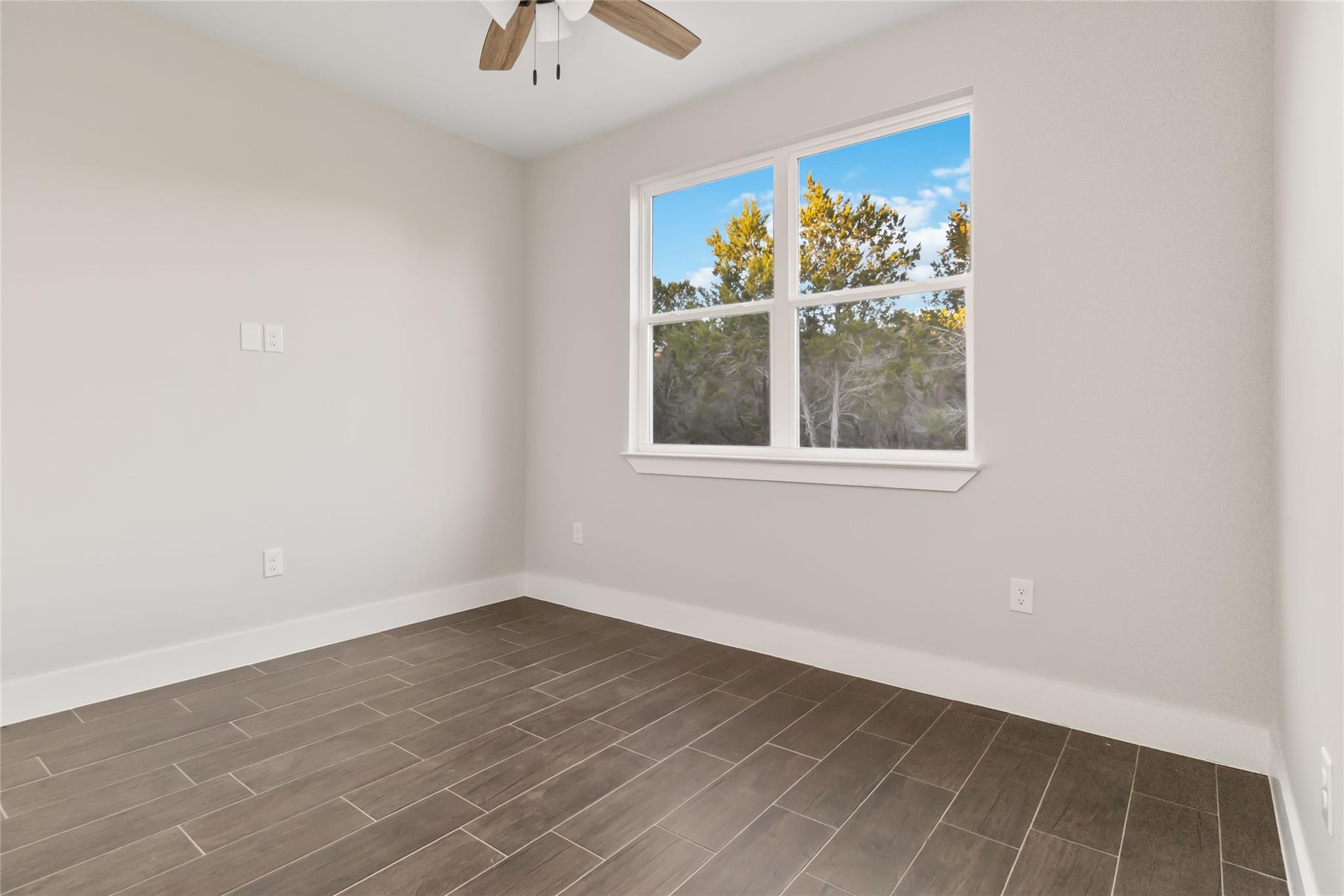 281 Whispering Valley Dr Property Photo 11