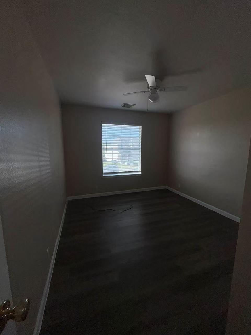 2705 Westhampton Ct #a Property Photo 5