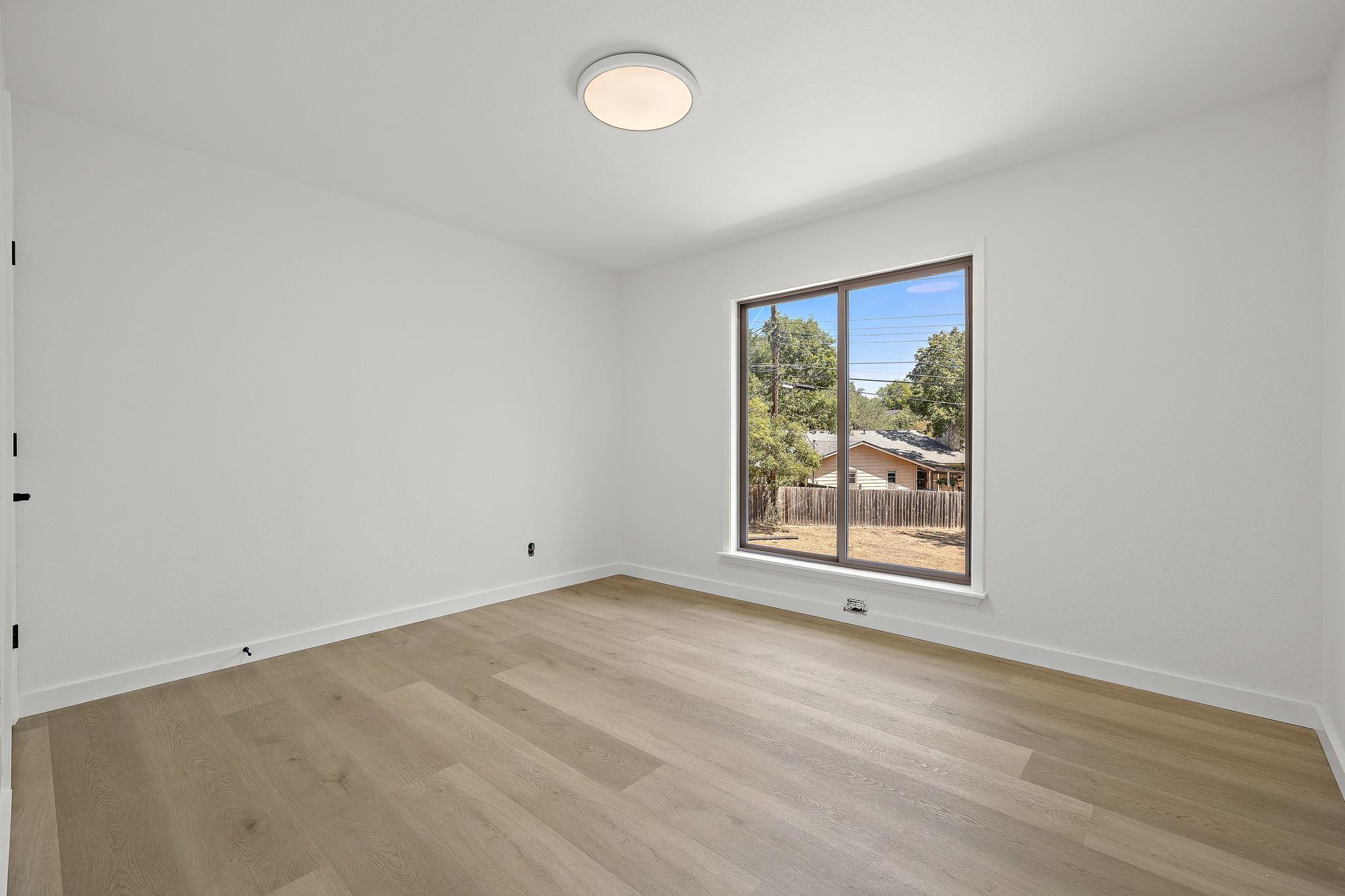 4014 Greystone Dr Property Photo 31