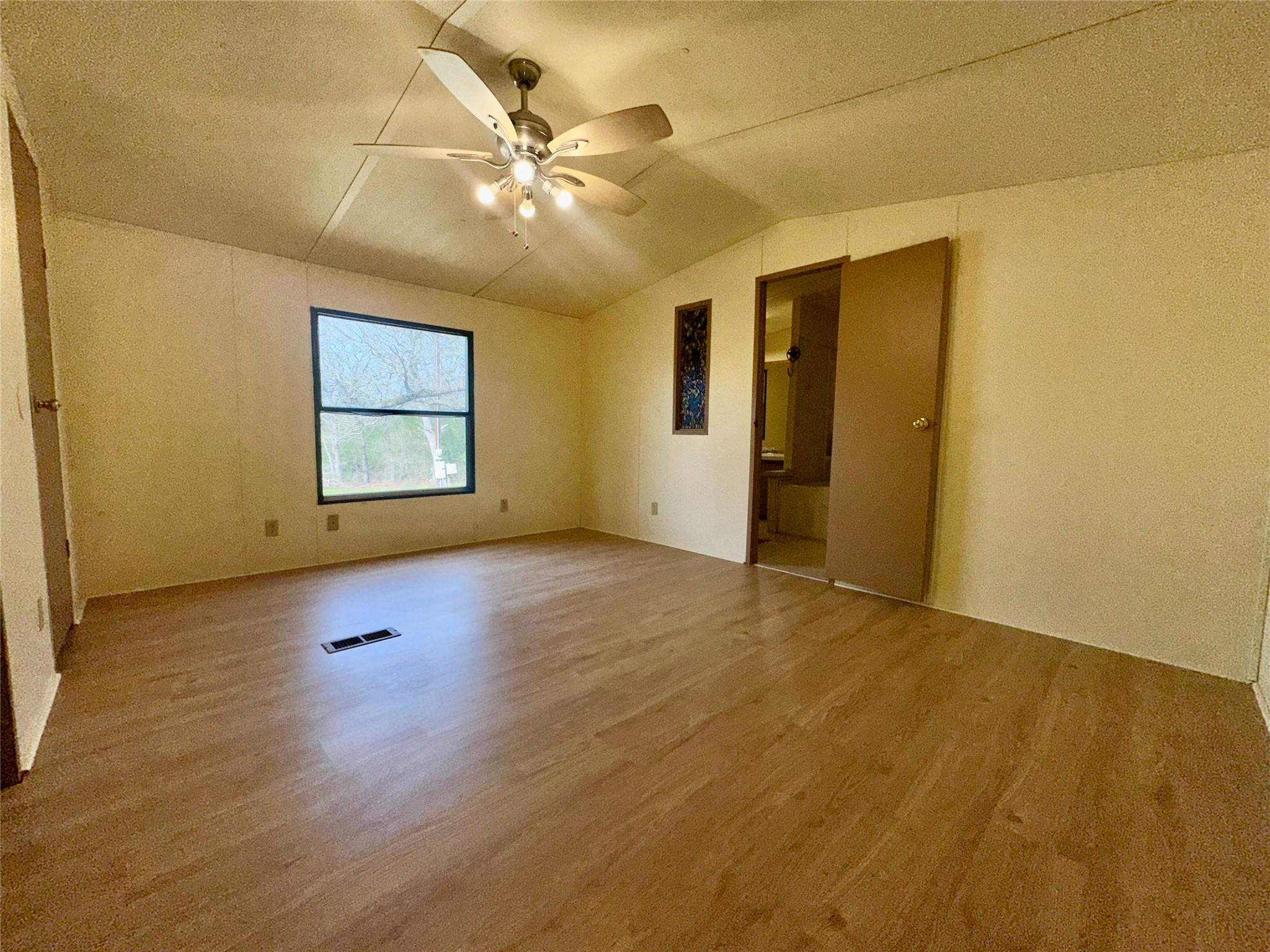 1218 Private Road 3063 Rd Property Photo 10