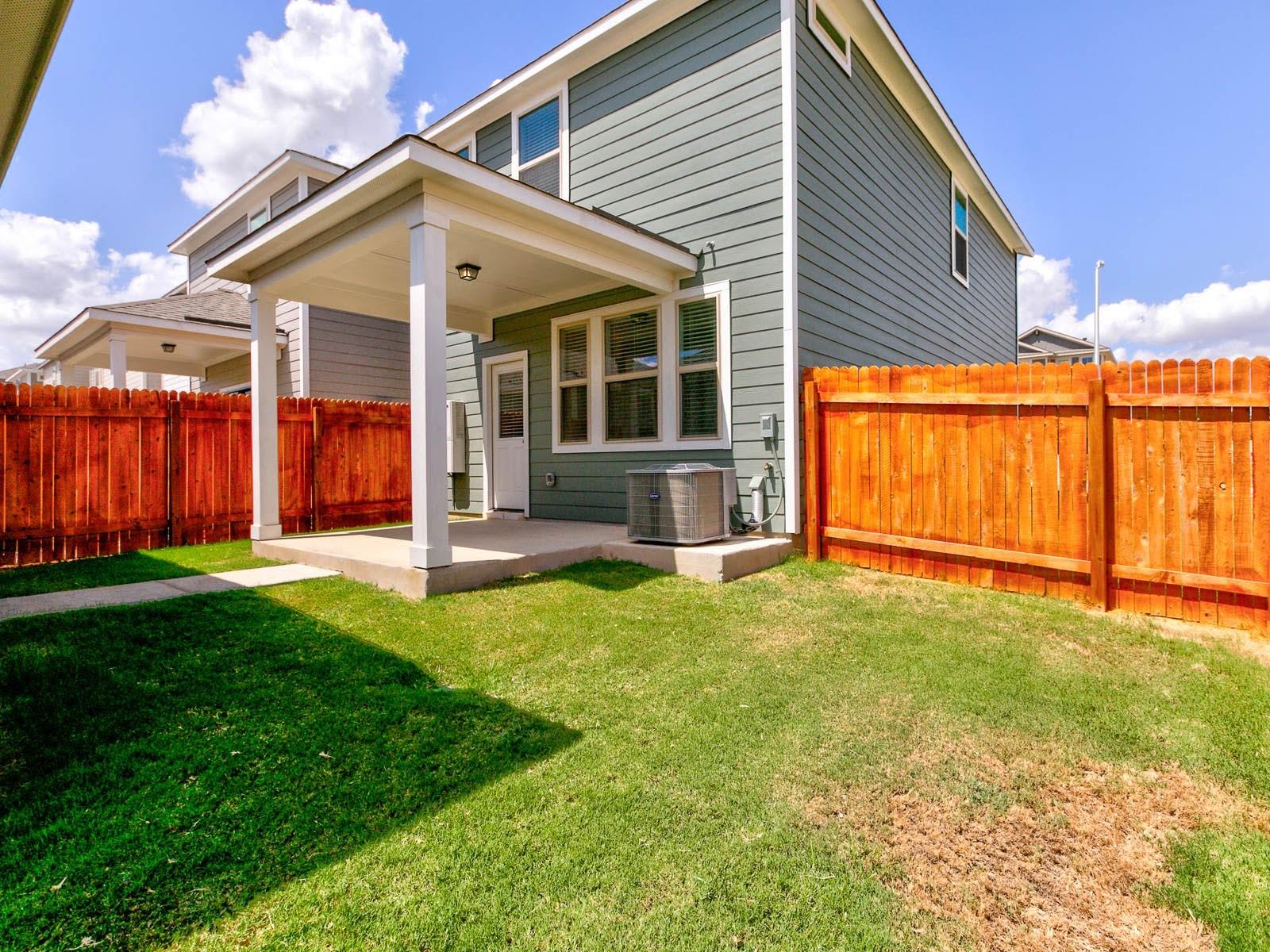 1776 Yaupon Grove Ln Property Photo 10