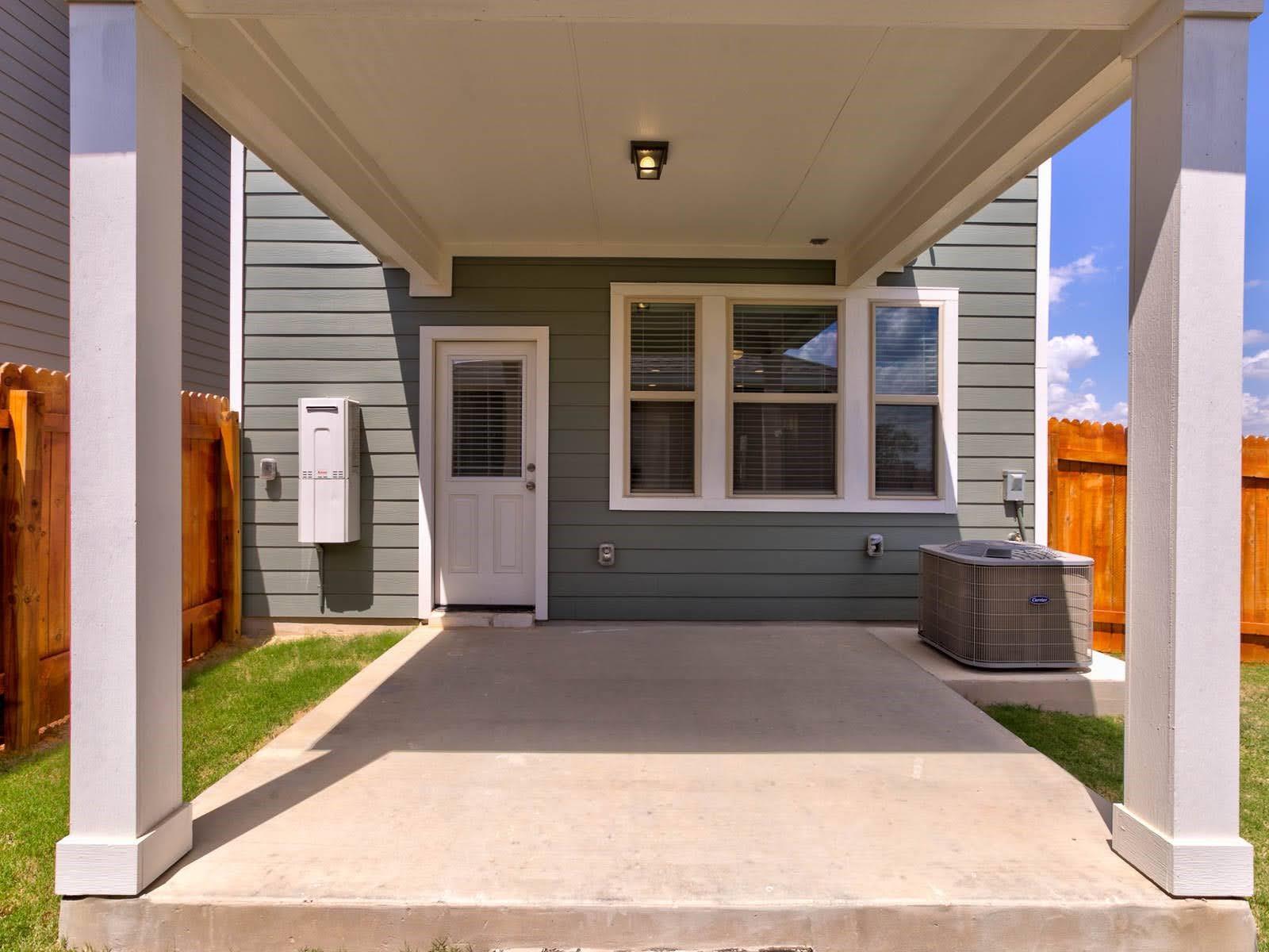 1776 Yaupon Grove Ln Property Photo 12