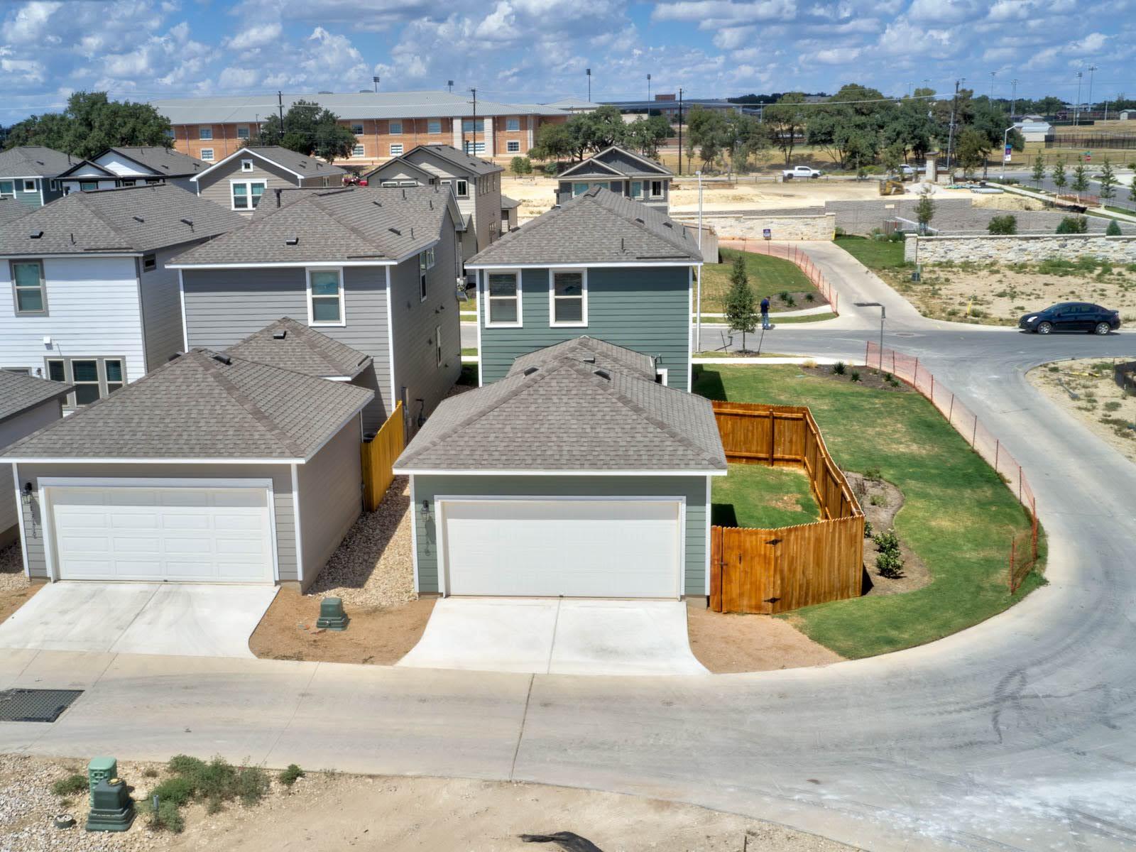 1776 Yaupon Grove Ln Property Photo 29