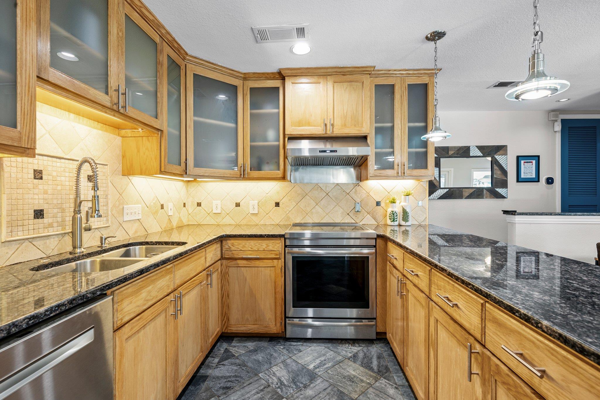 504 Heartwood Dr Property Photo 12