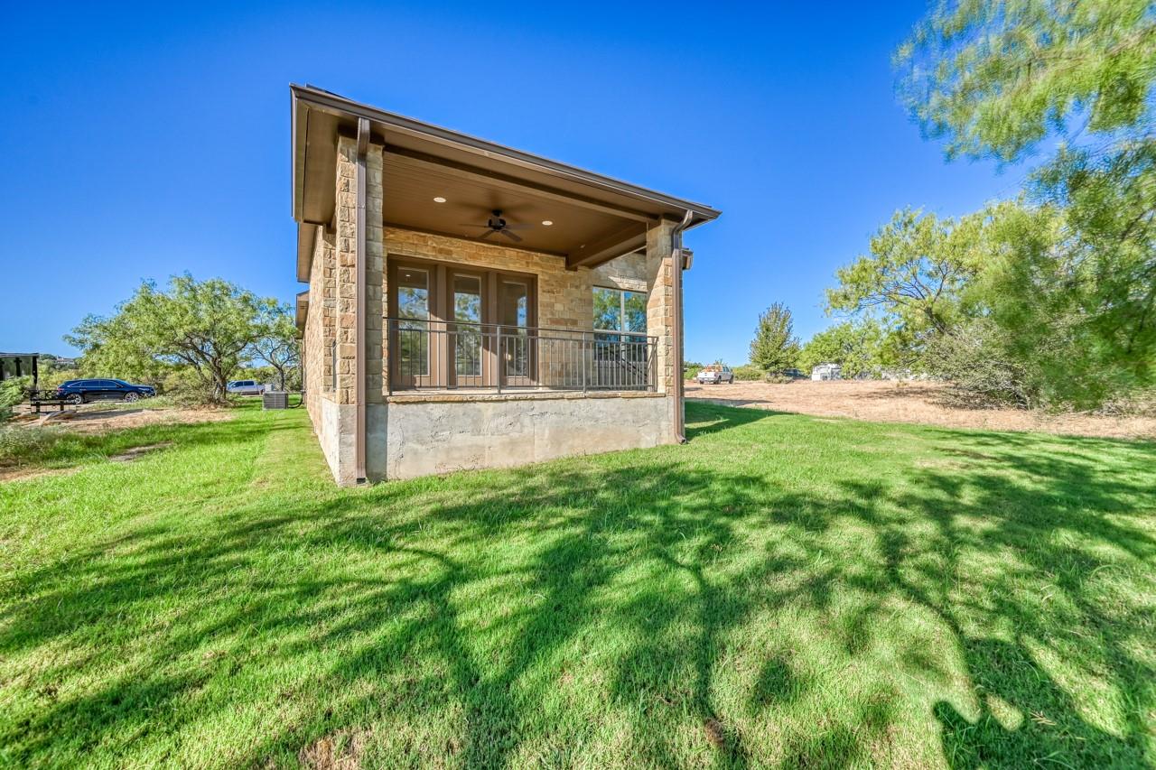 302 Parallel Cir Property Photo 27