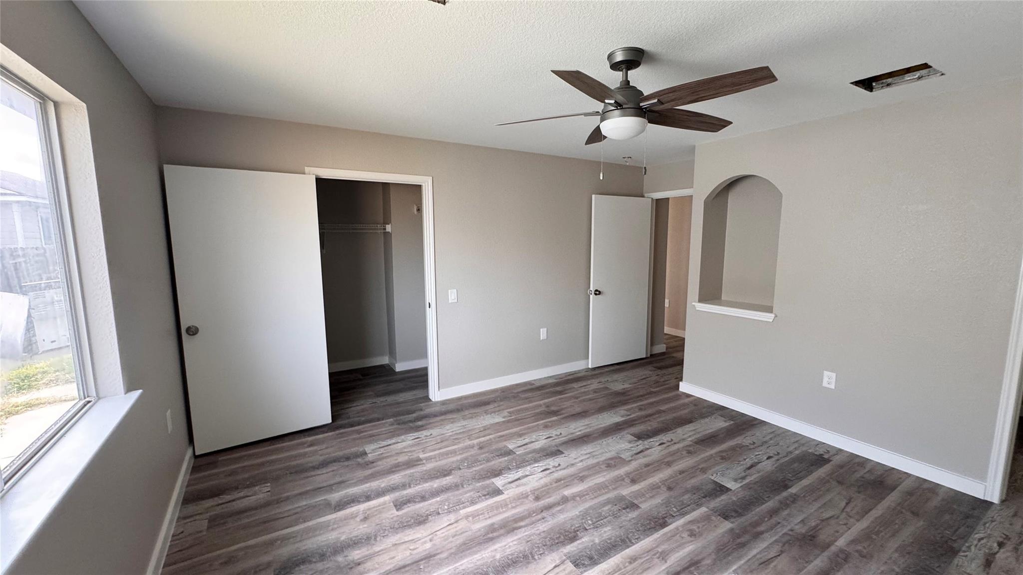 11321 Briarcreek Loop Property Photo 8