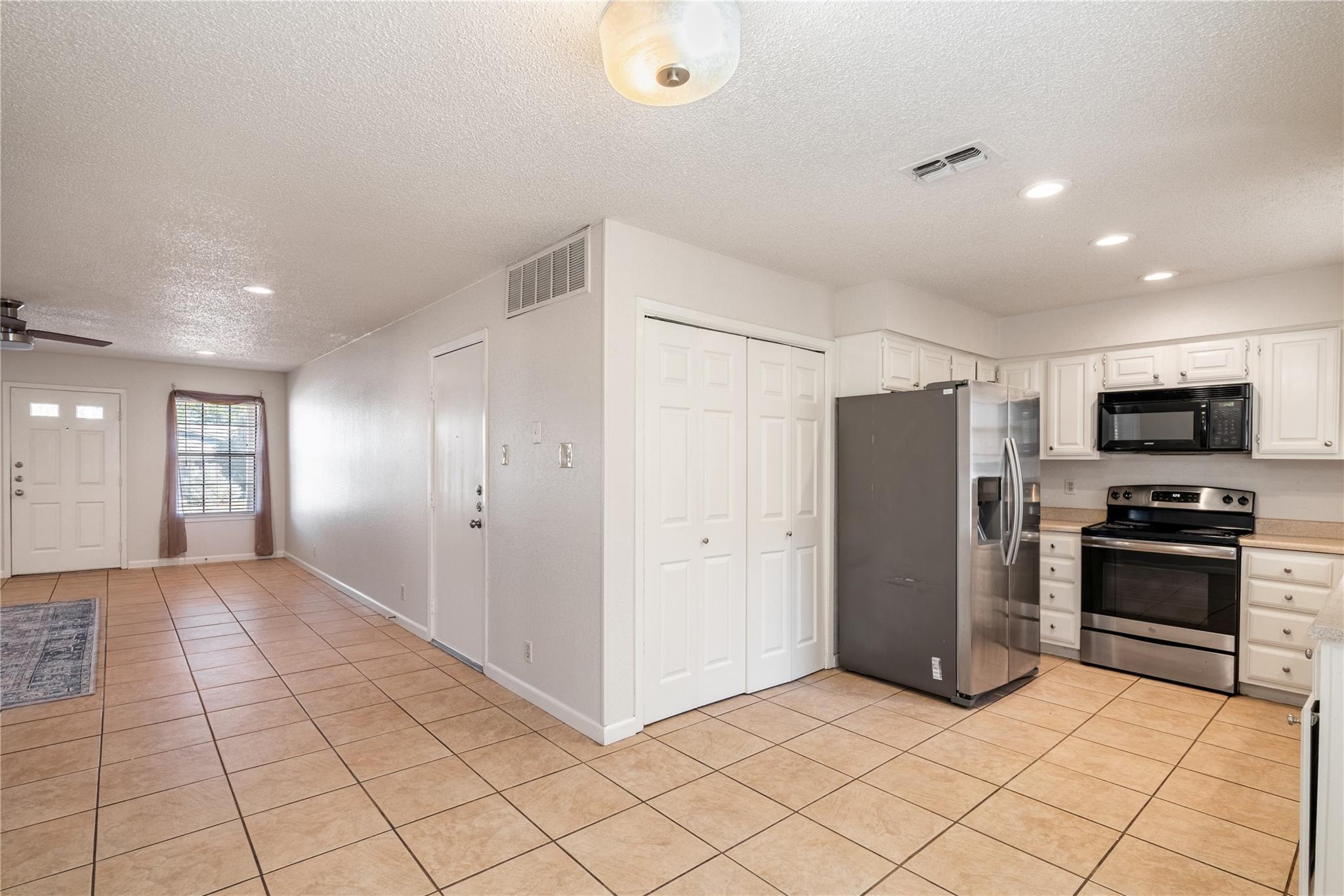 3800 Foust Trl #b Property Photo 5