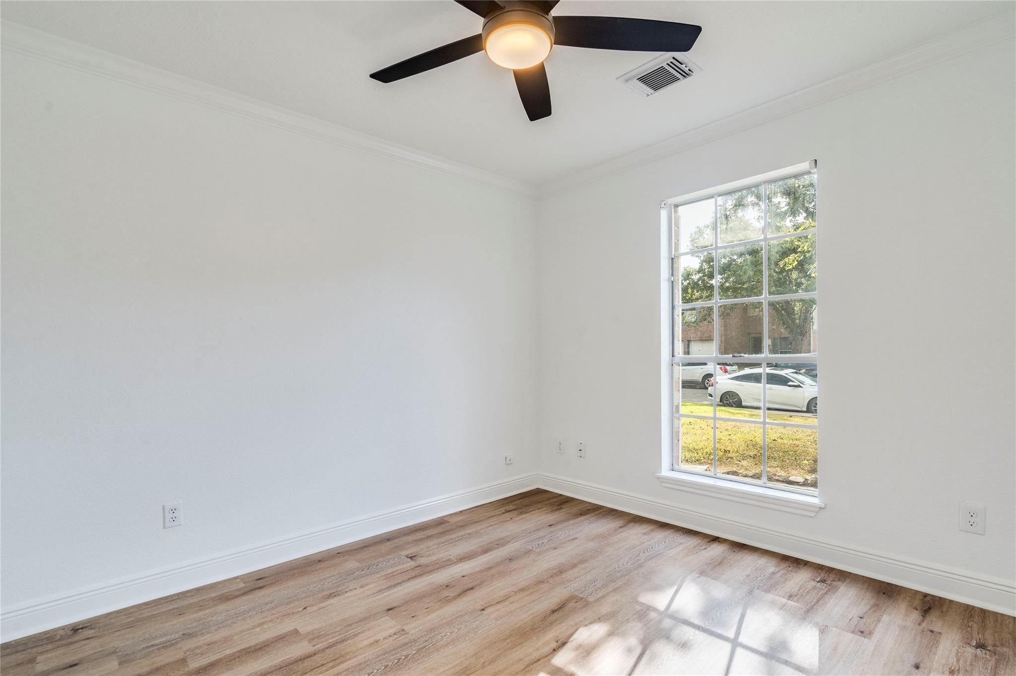 1106 Hughmont Dr Property Photo 11