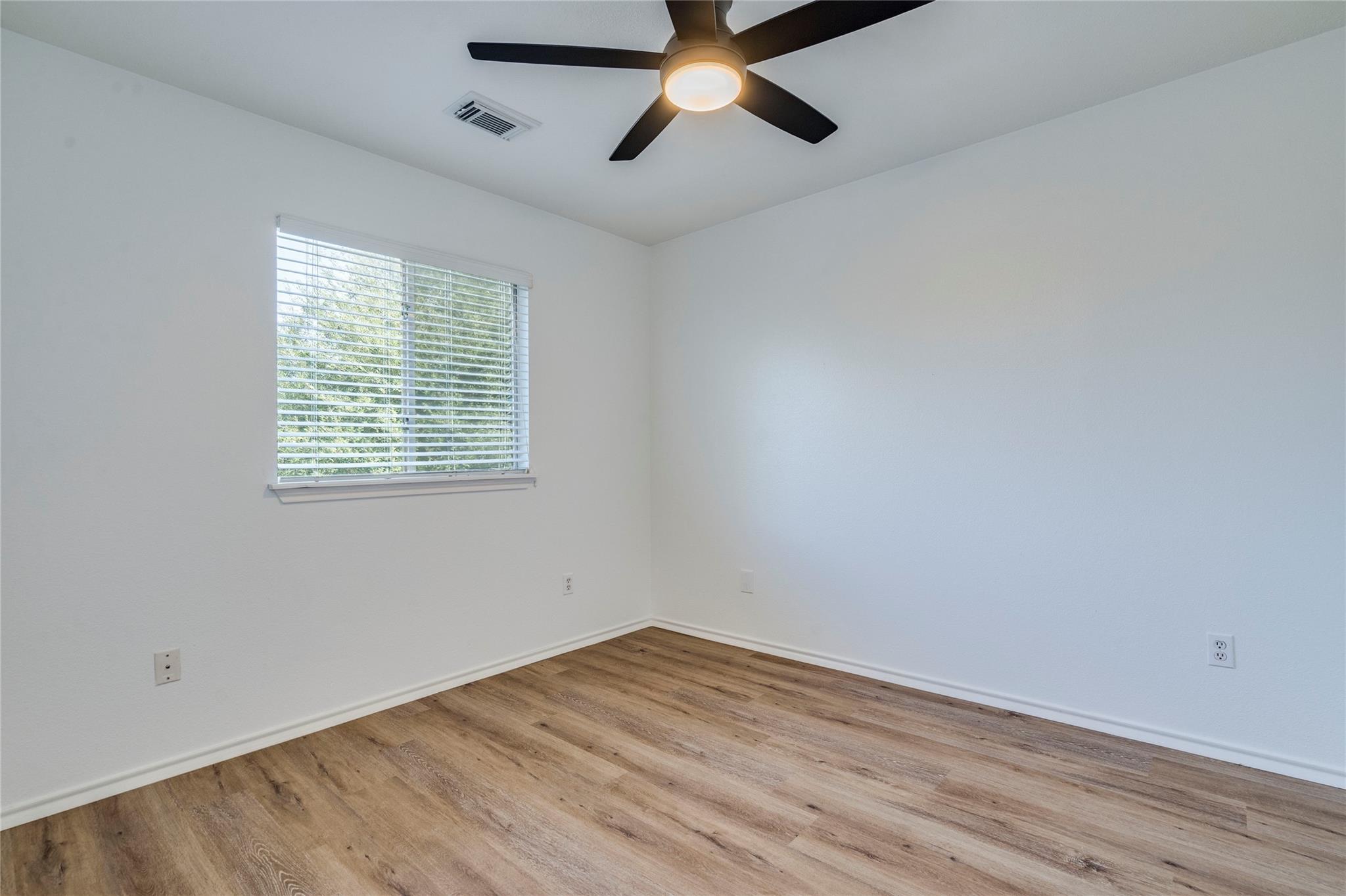 1106 Hughmont Dr Property Photo 20