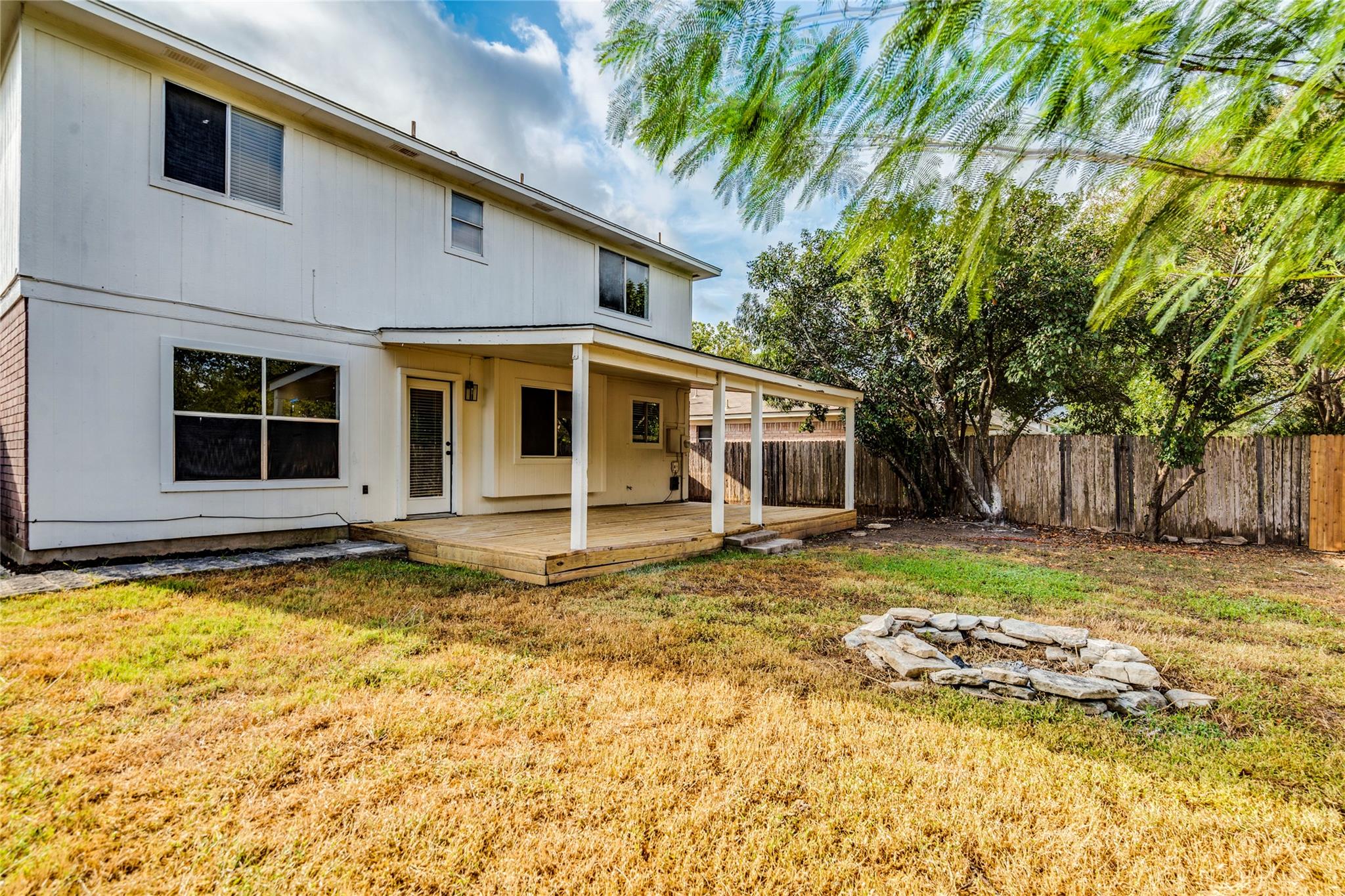 1106 Hughmont Dr Property Photo 25