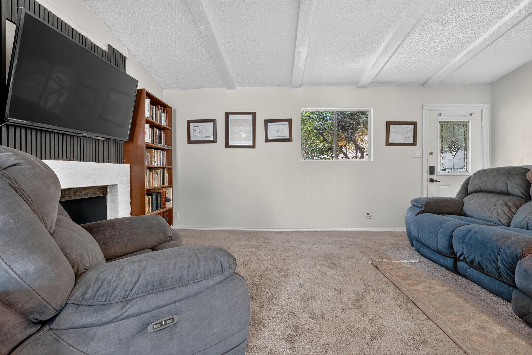 1628 Royal Hill Dr Property Photo 7