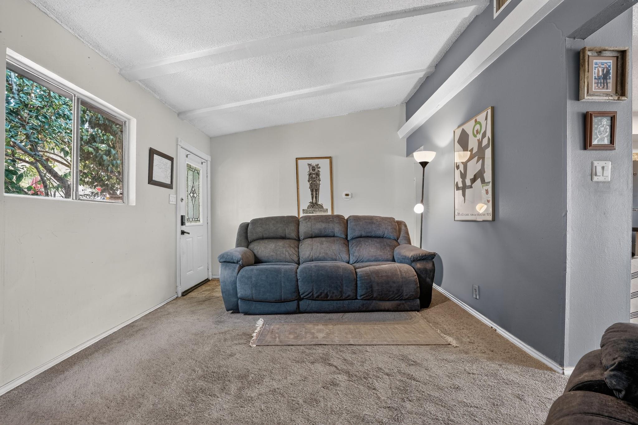 1628 Royal Hill Dr Property Photo 8
