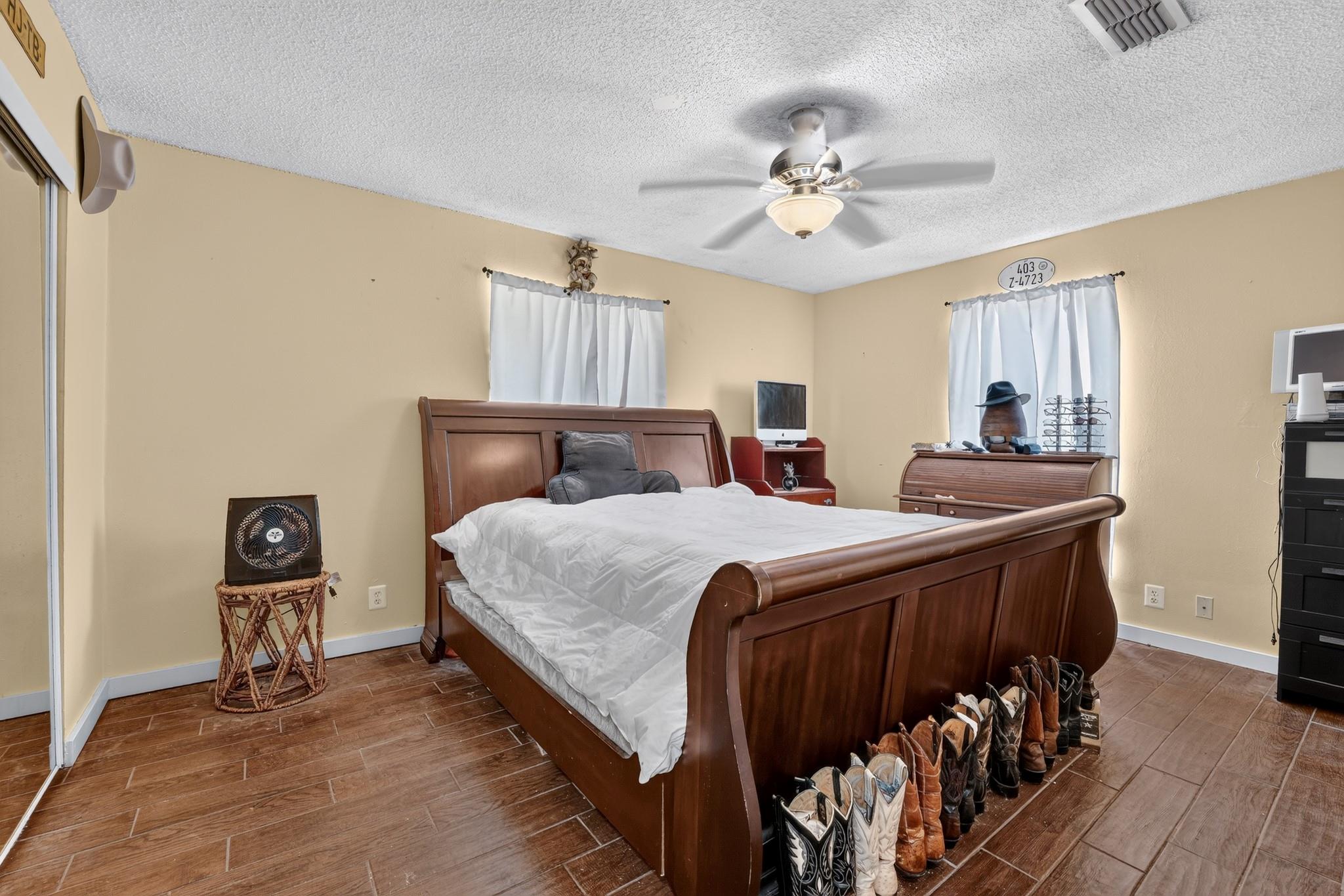 1628 Royal Hill Dr Property Photo 18