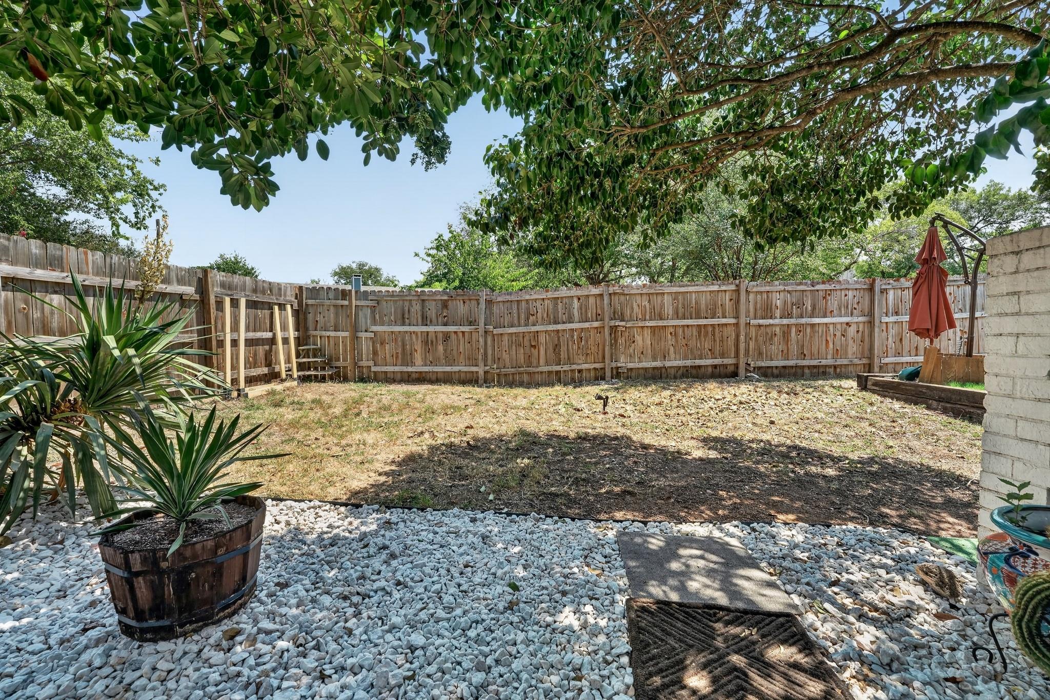 1628 Royal Hill Dr Property Photo 26