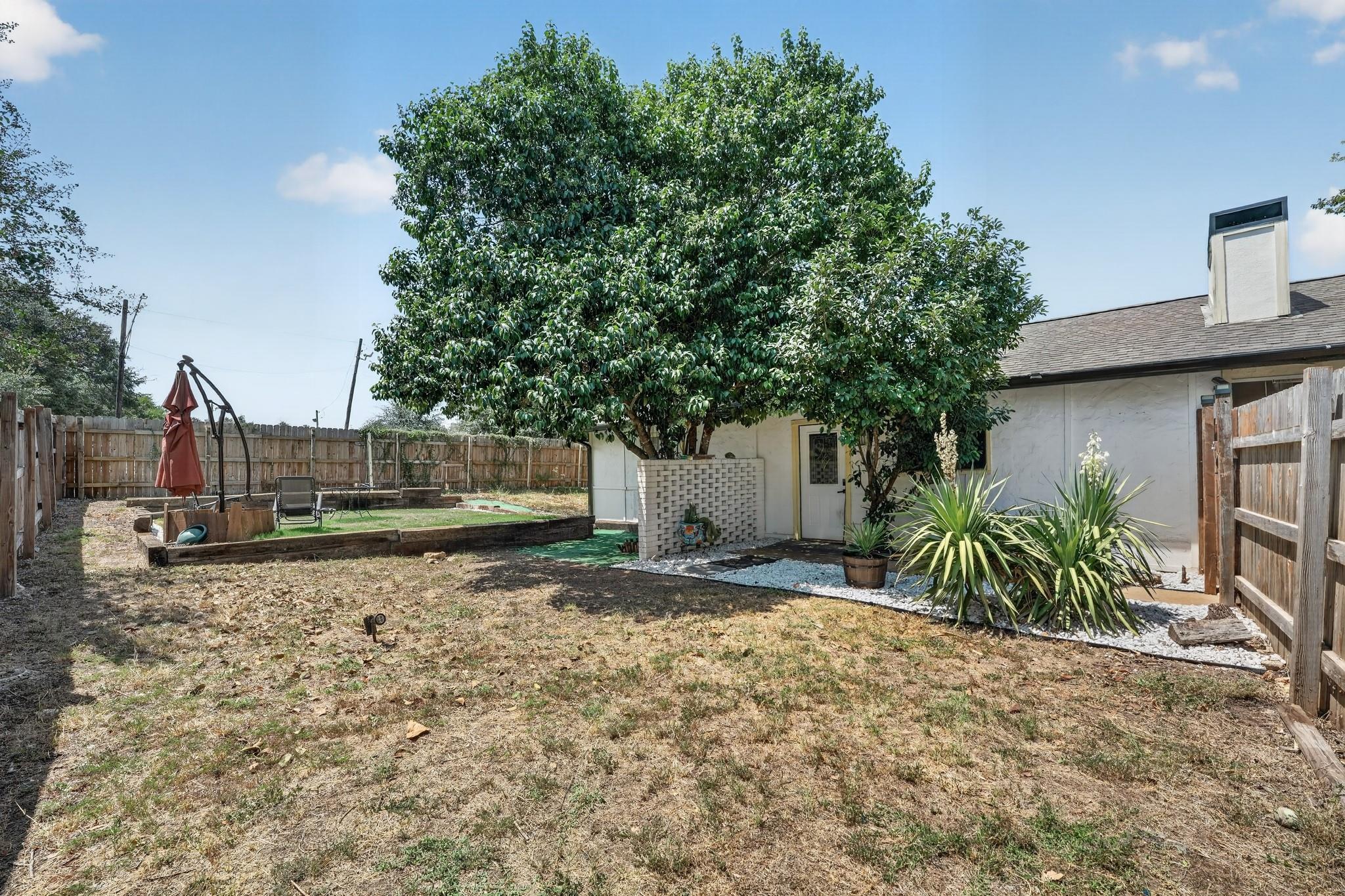 1628 Royal Hill Dr Property Photo 27
