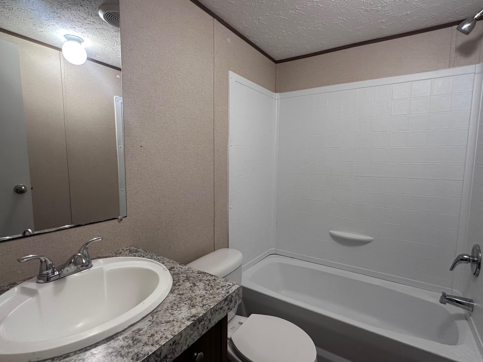 302 Lone Star Rd #f Property Photo 11