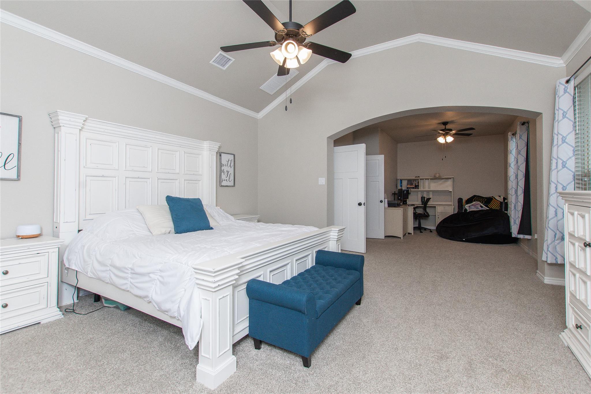 1756 Meadow Crest Dr Property Photo 12