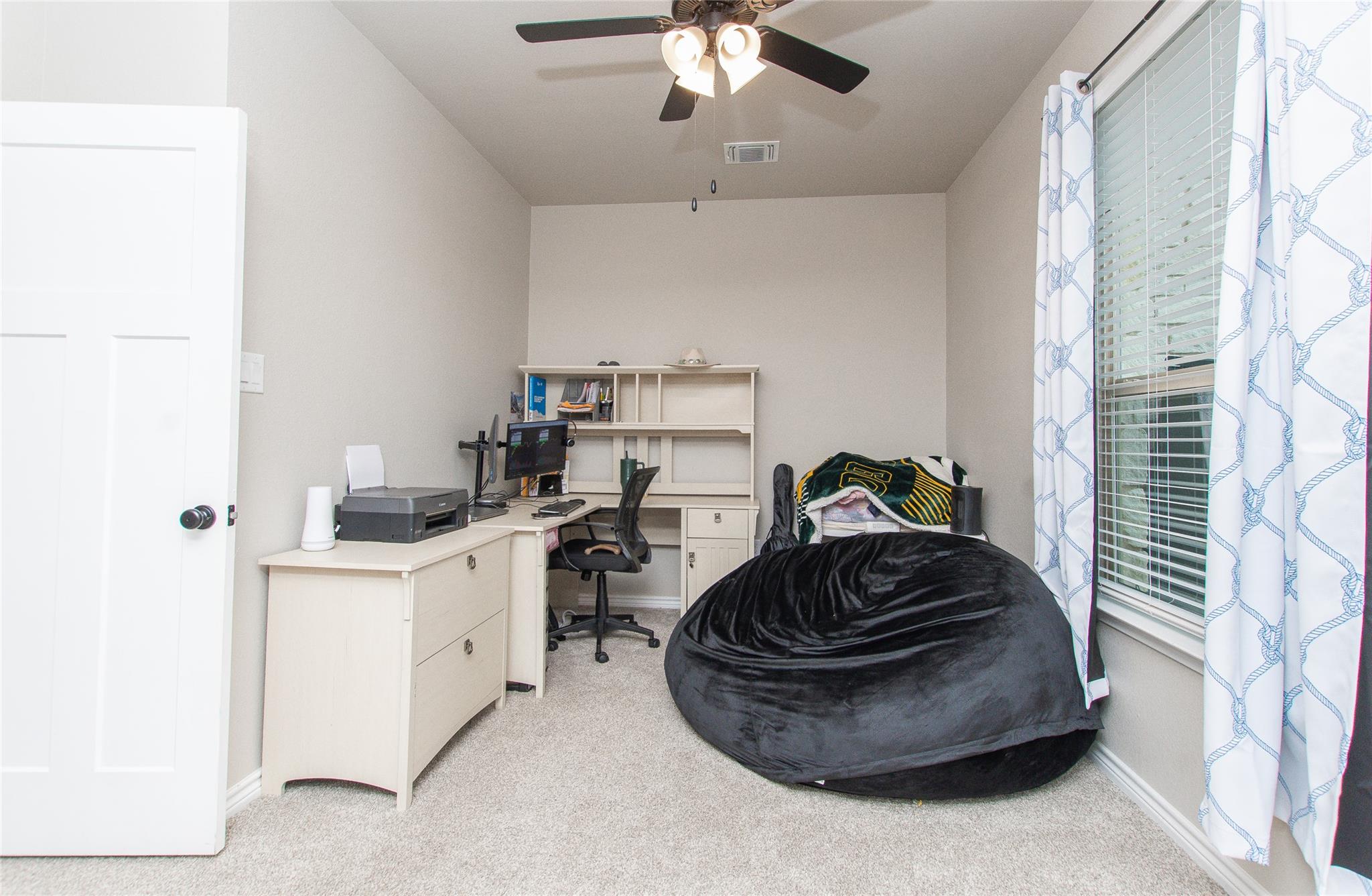 1756 Meadow Crest Dr Property Photo 16