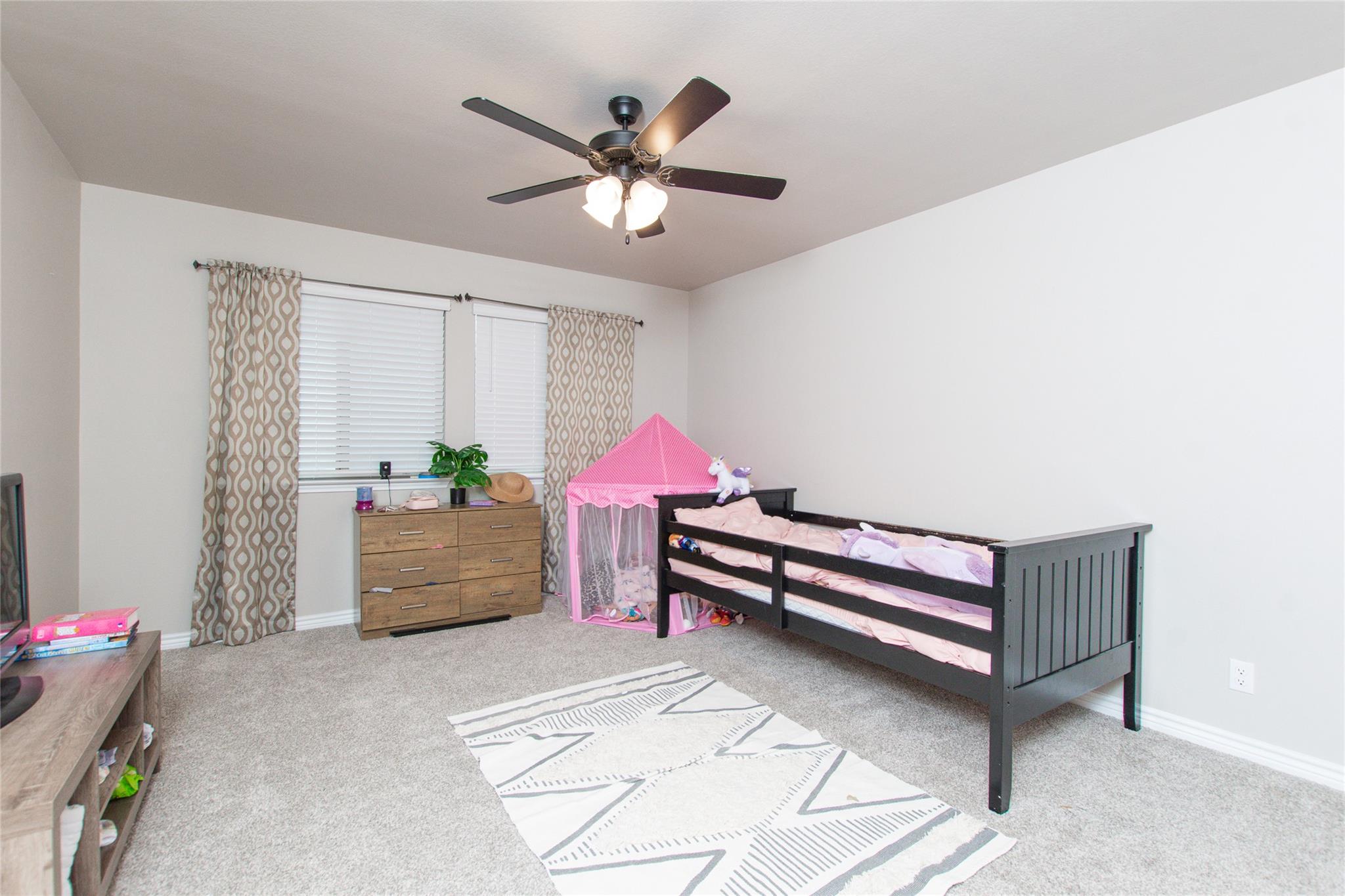 1756 Meadow Crest Dr Property Photo 25