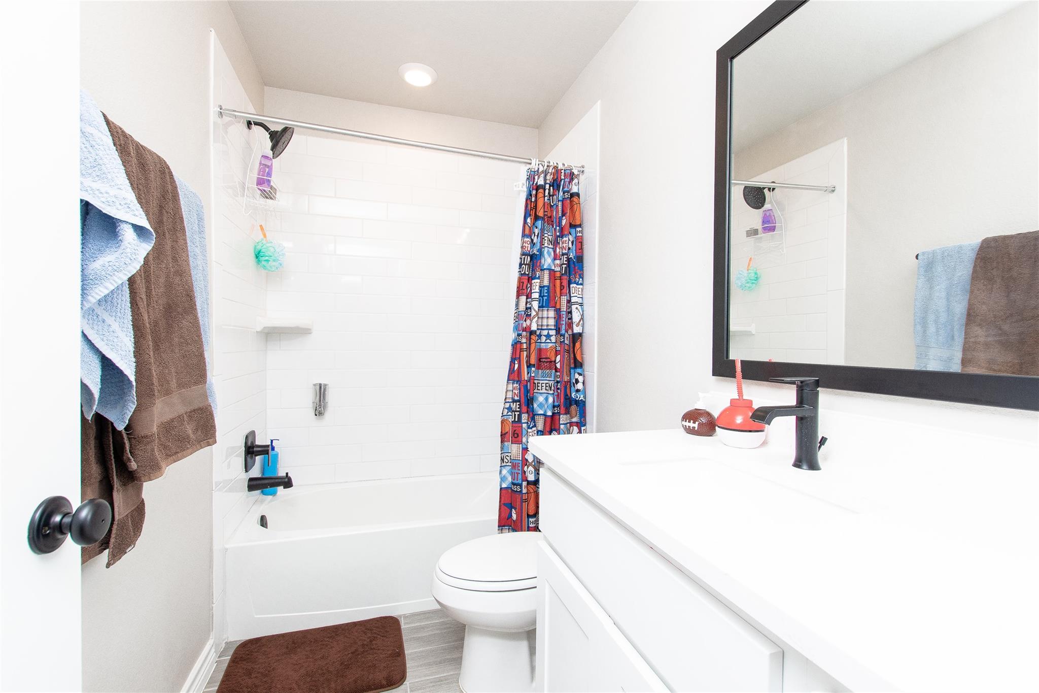 1756 Meadow Crest Dr Property Photo 30