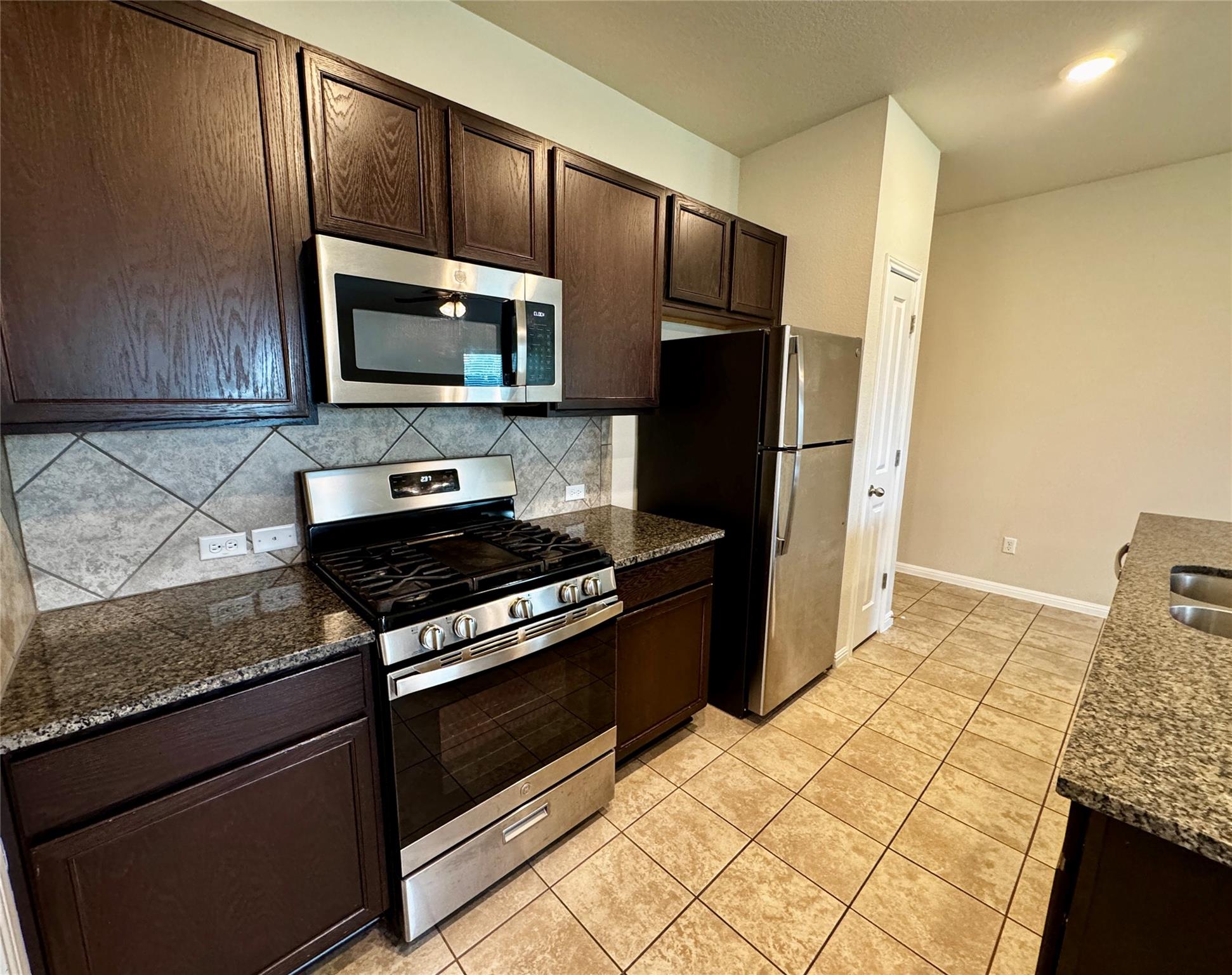12421 Ostrich Trl Property Photo 5