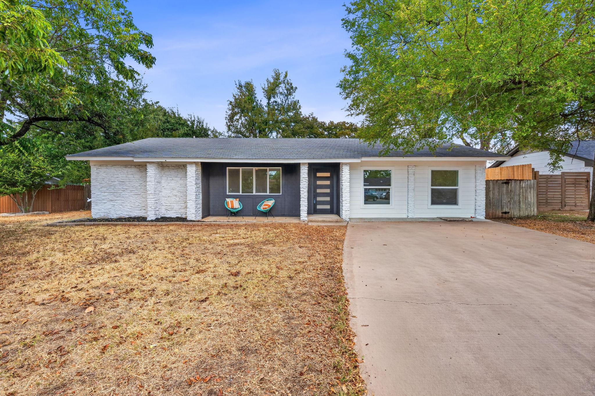 12505 Parkland Dr Property Photo 1