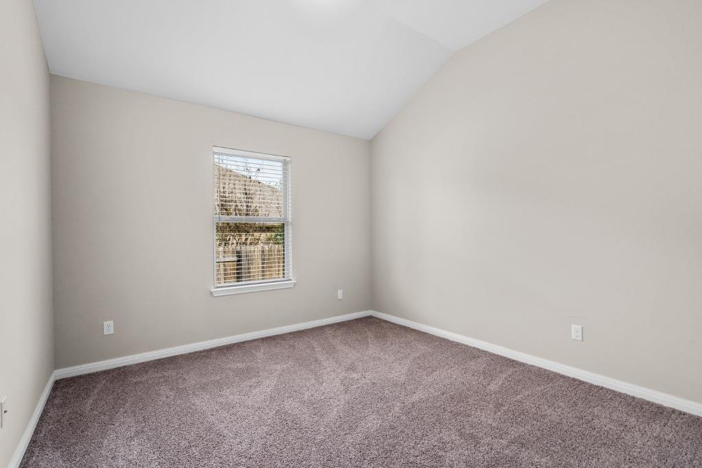 2923 Bluffstone Dr Property Photo 13