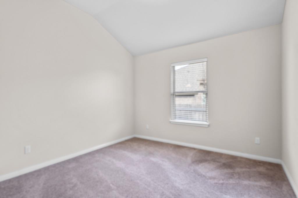 2923 Bluffstone Dr Property Photo 16