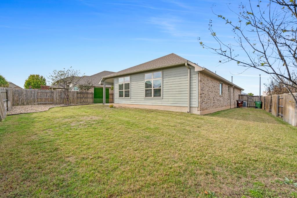 2923 Bluffstone Dr Property Photo 32