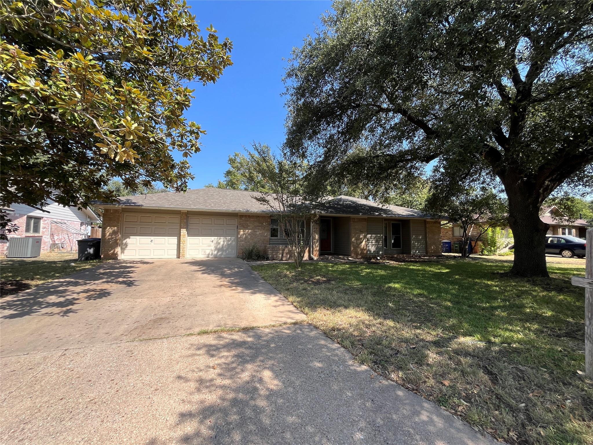 3802 Woodchester Ln Property Photo