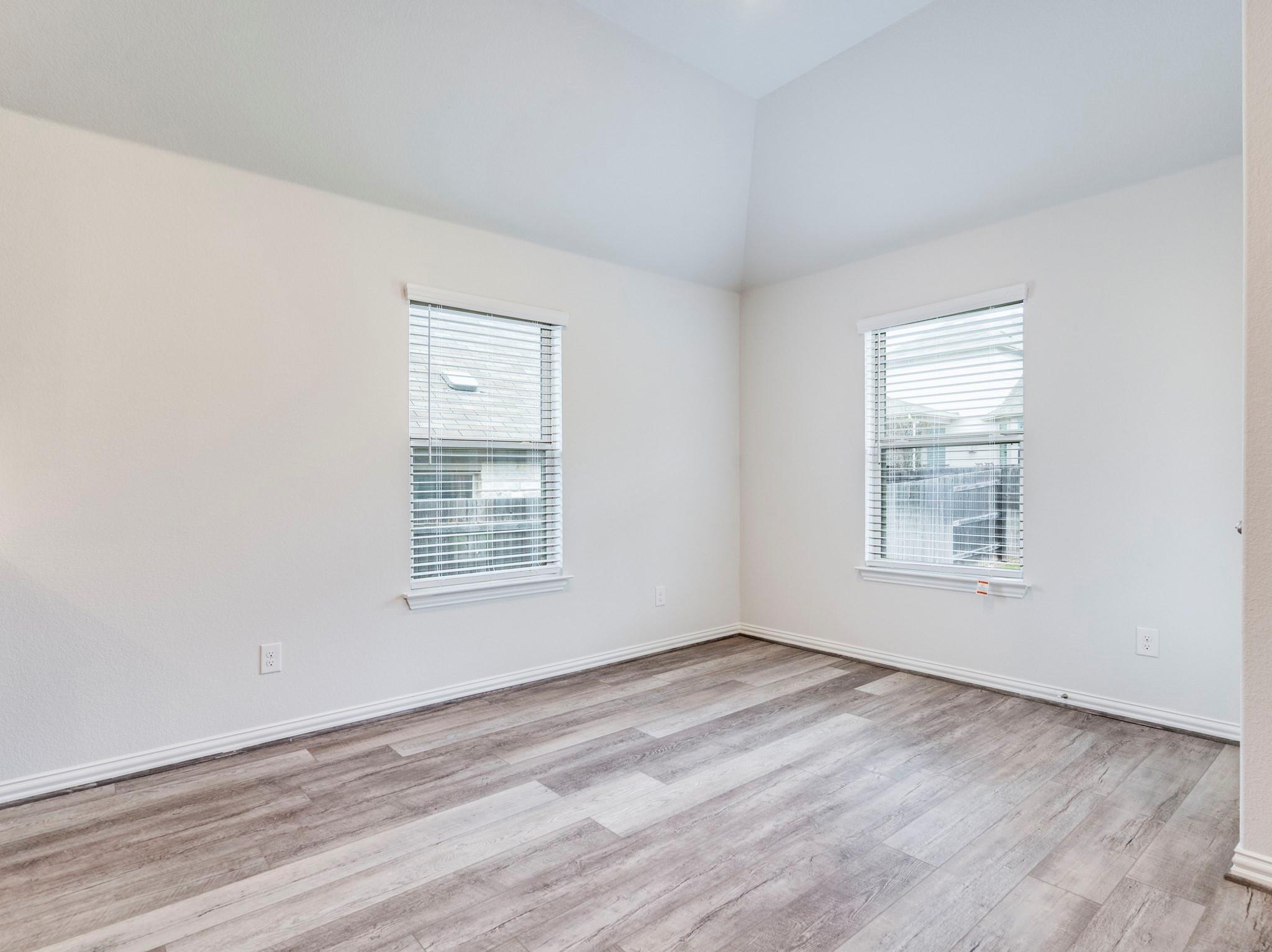 201 Oleander Loop Property Photo 12