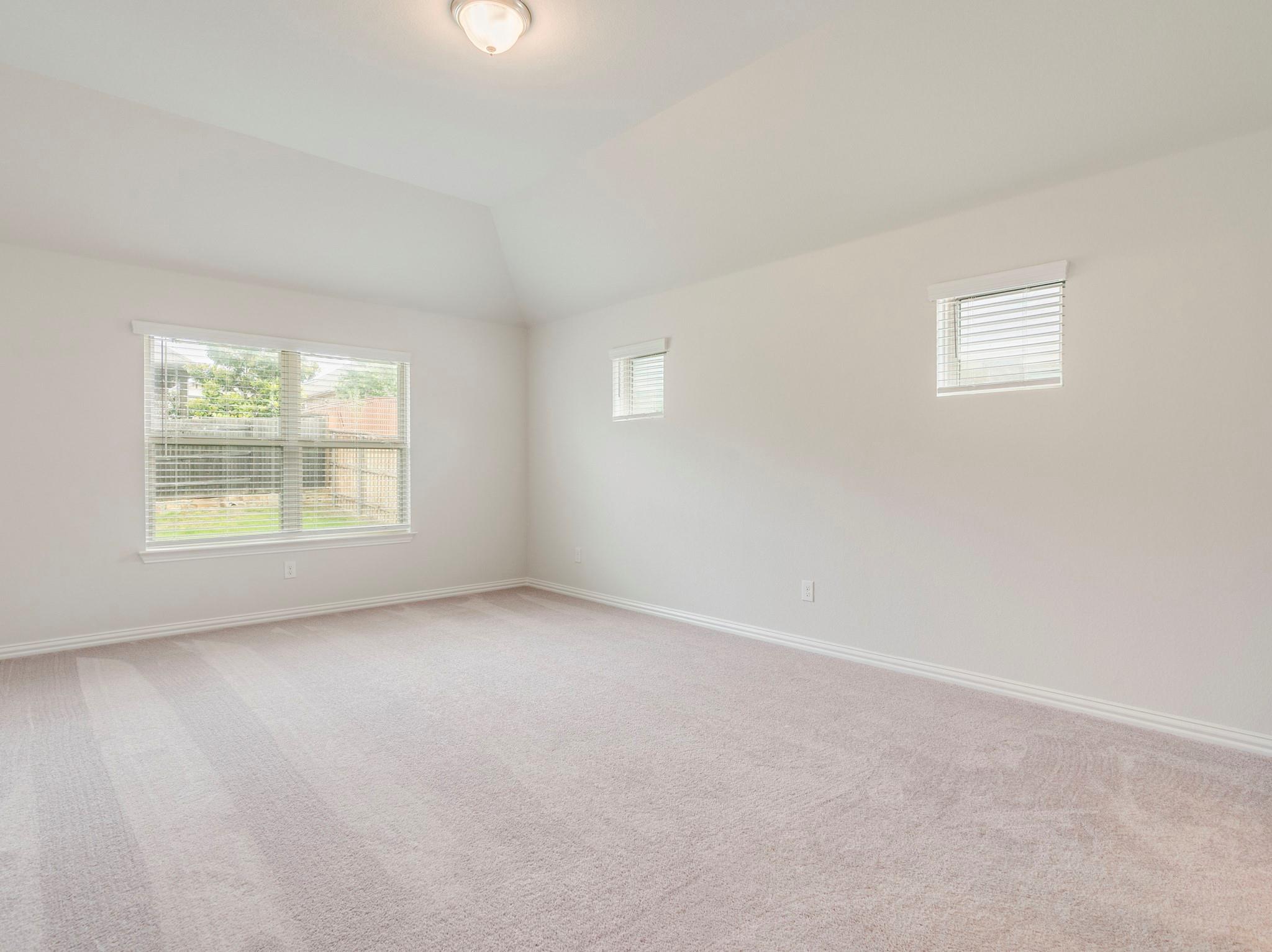 201 Oleander Loop Property Photo 14