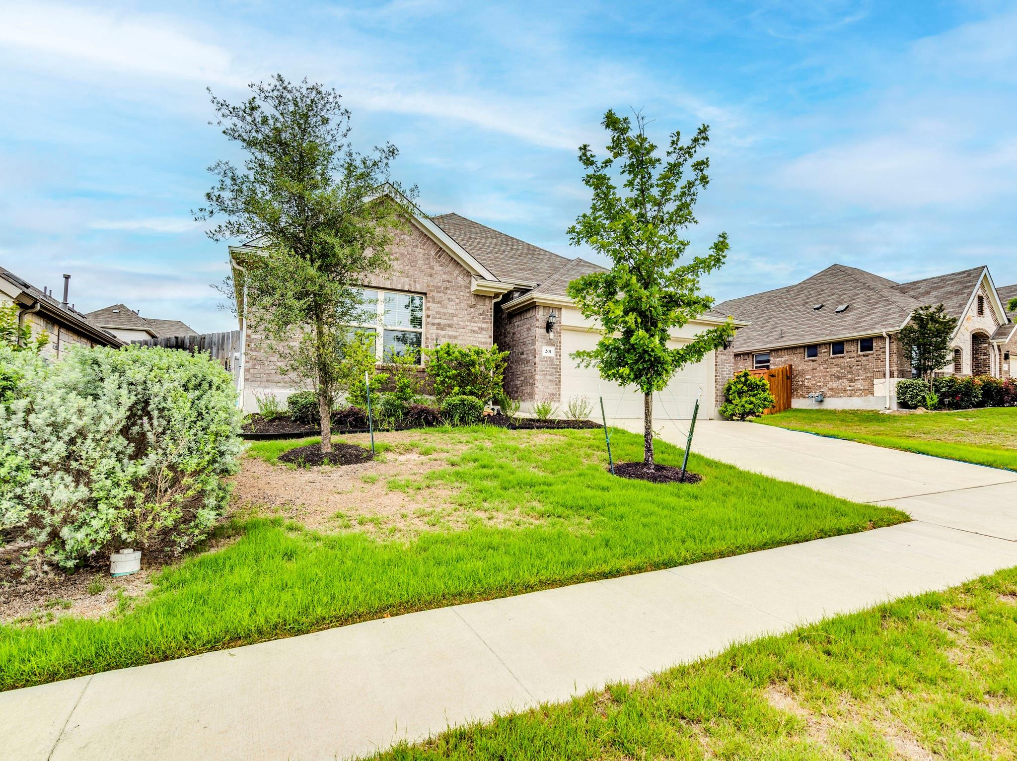 201 Oleander Loop Property Photo 27