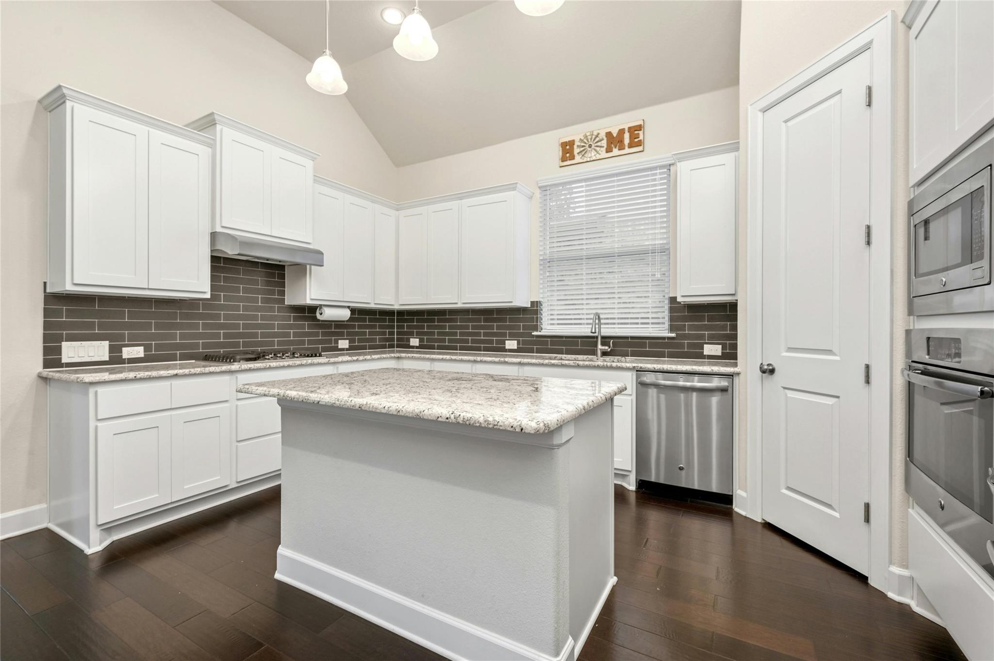 3961 Cole Valley LN Property Photo 1
