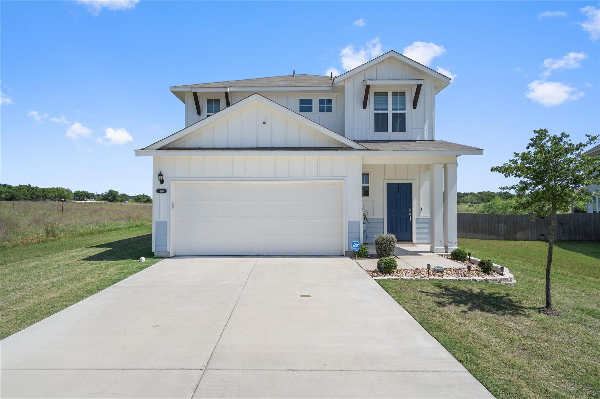 420 Black Opal Dr Property Photo 1