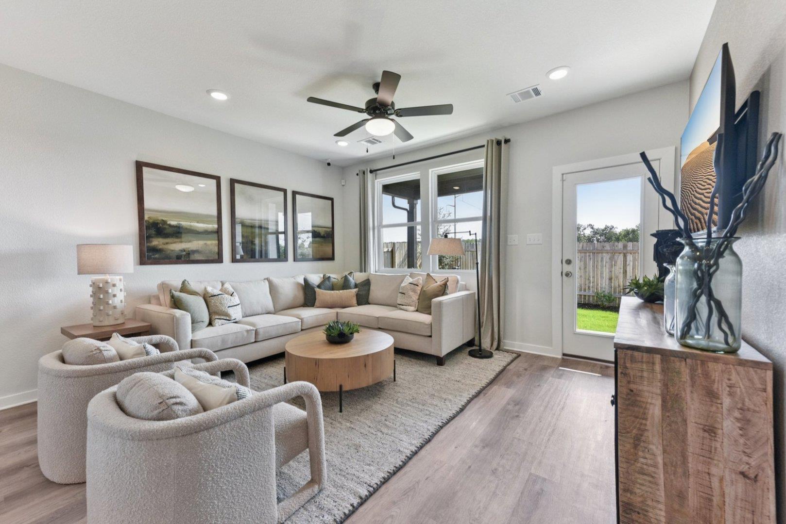 105 Cutleaf Cv Property Photo 5