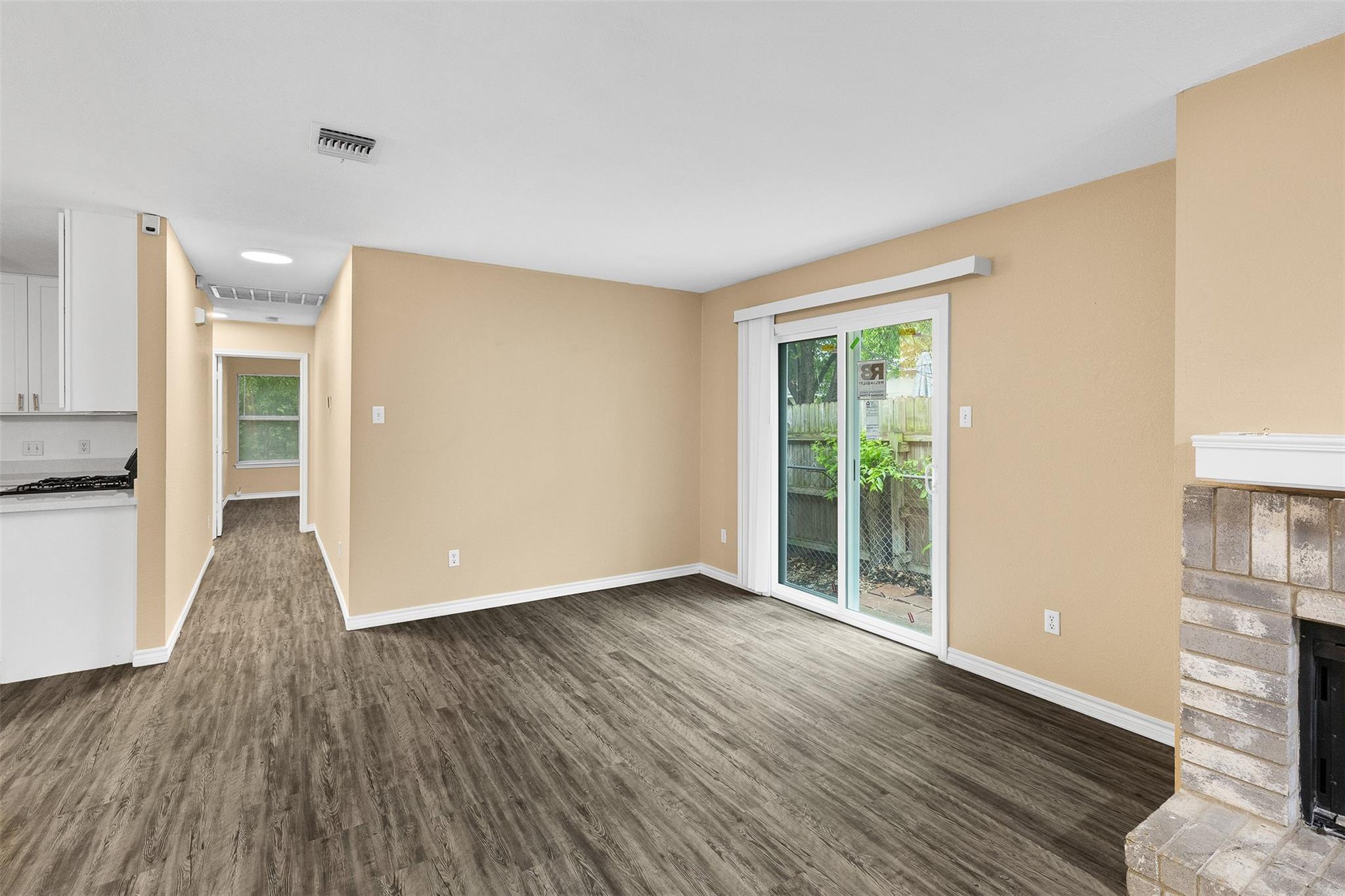 8103 Willet Trl B Property Photo 4