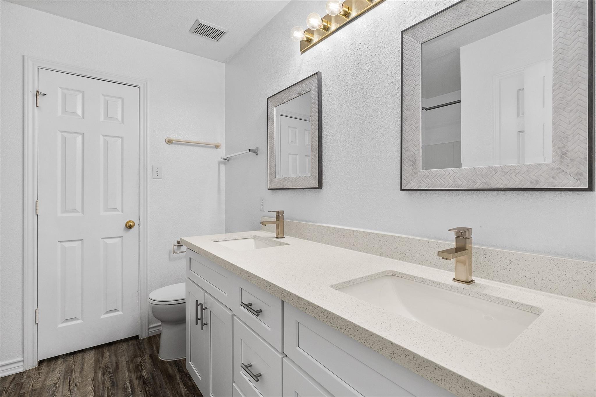 8103 Willet Trl B Property Photo 24