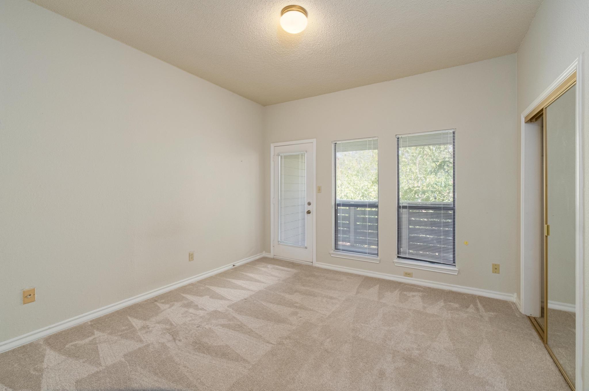 1404 Norwalk Ln #206 Property Photo 9