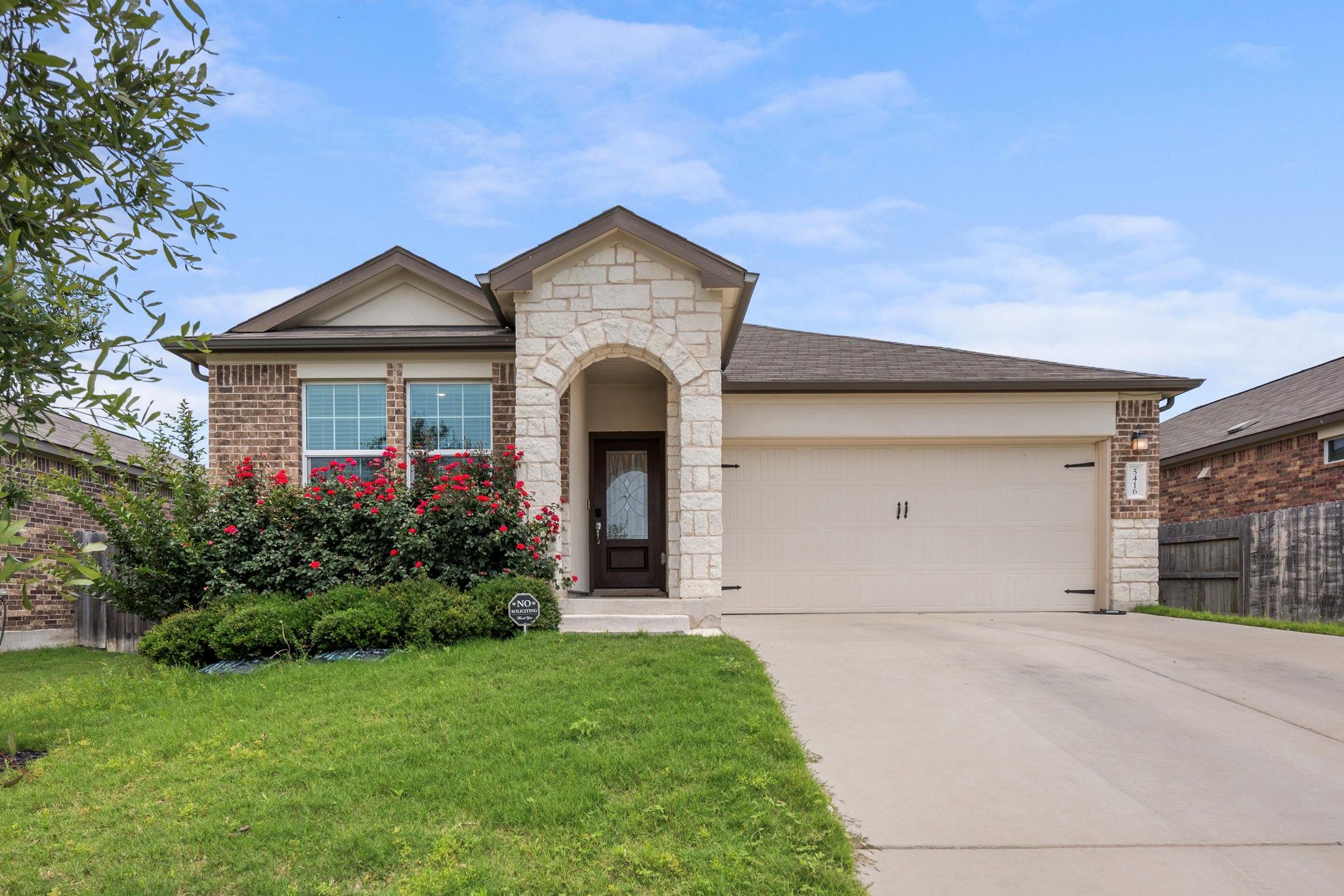 5416 Bellissima Way Property Photo 1